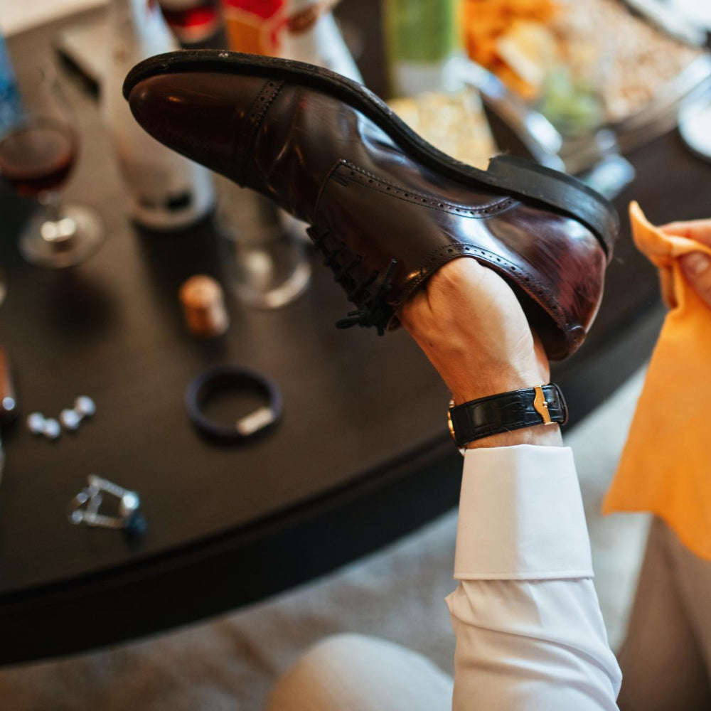 How to soften leather shoes