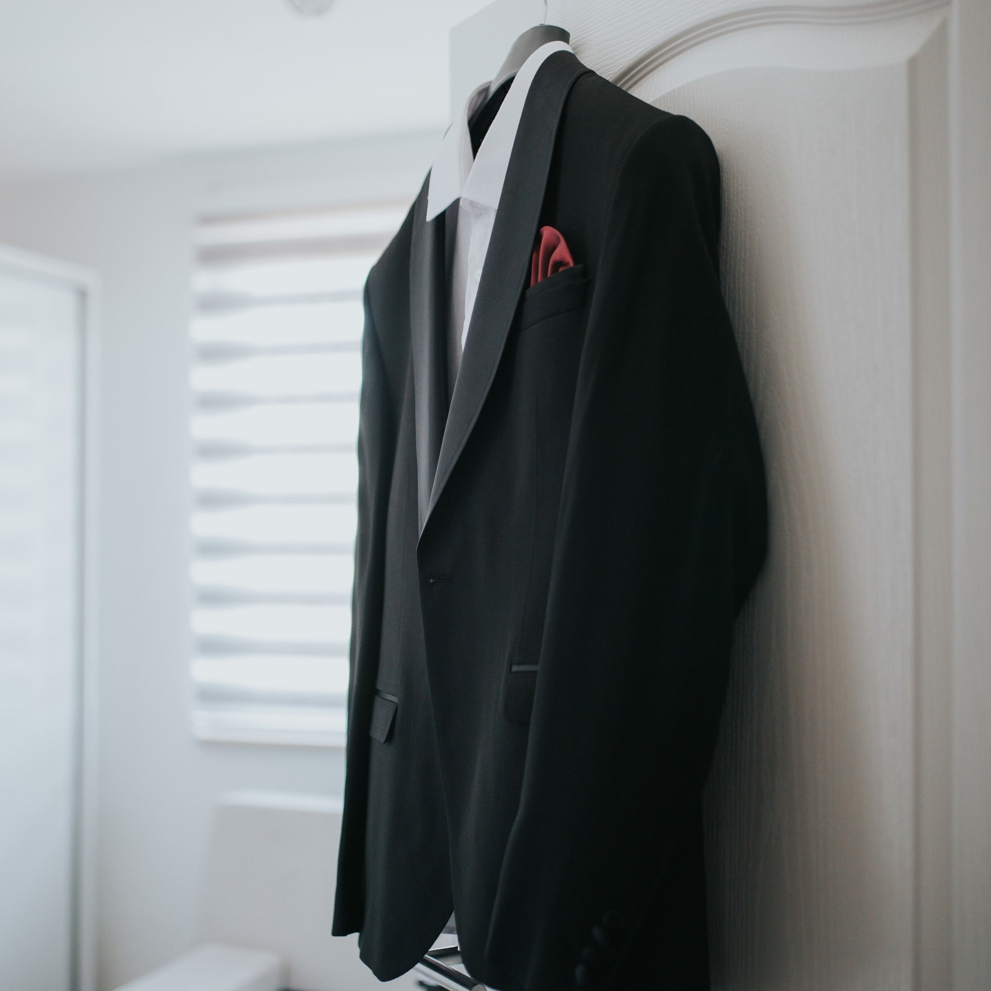 How to Correctly Store your Suit