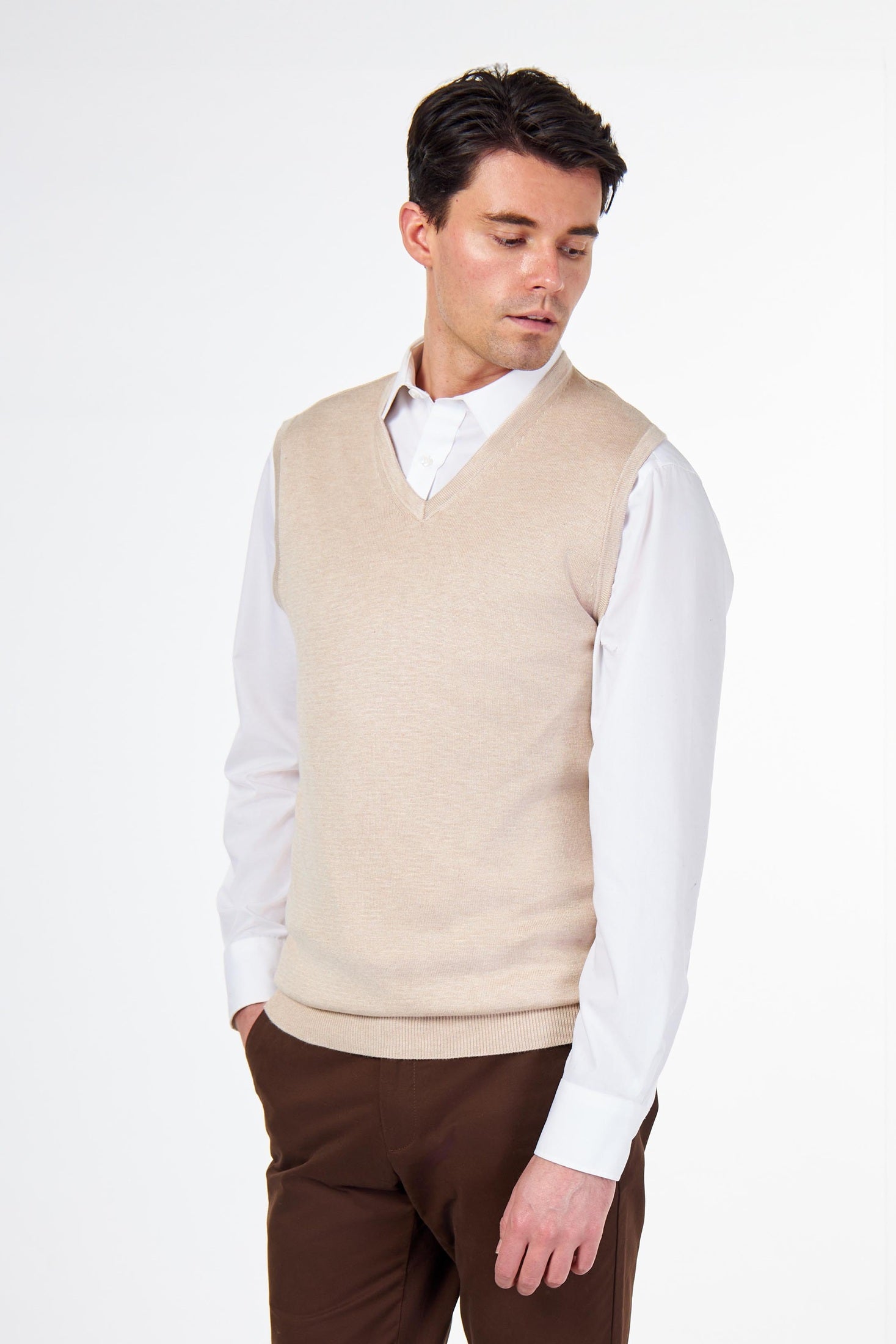 KNITTED COTTON CREAM SLEEVELESS JUMPER V-NECK VEST CAVANI