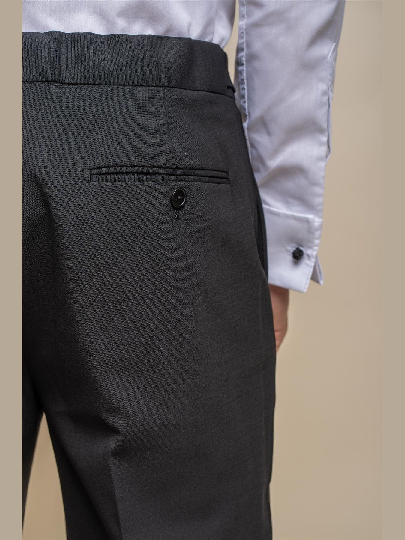 MENS ASPEN BLACK DOUBLE BREASTED SUIT CAVANI