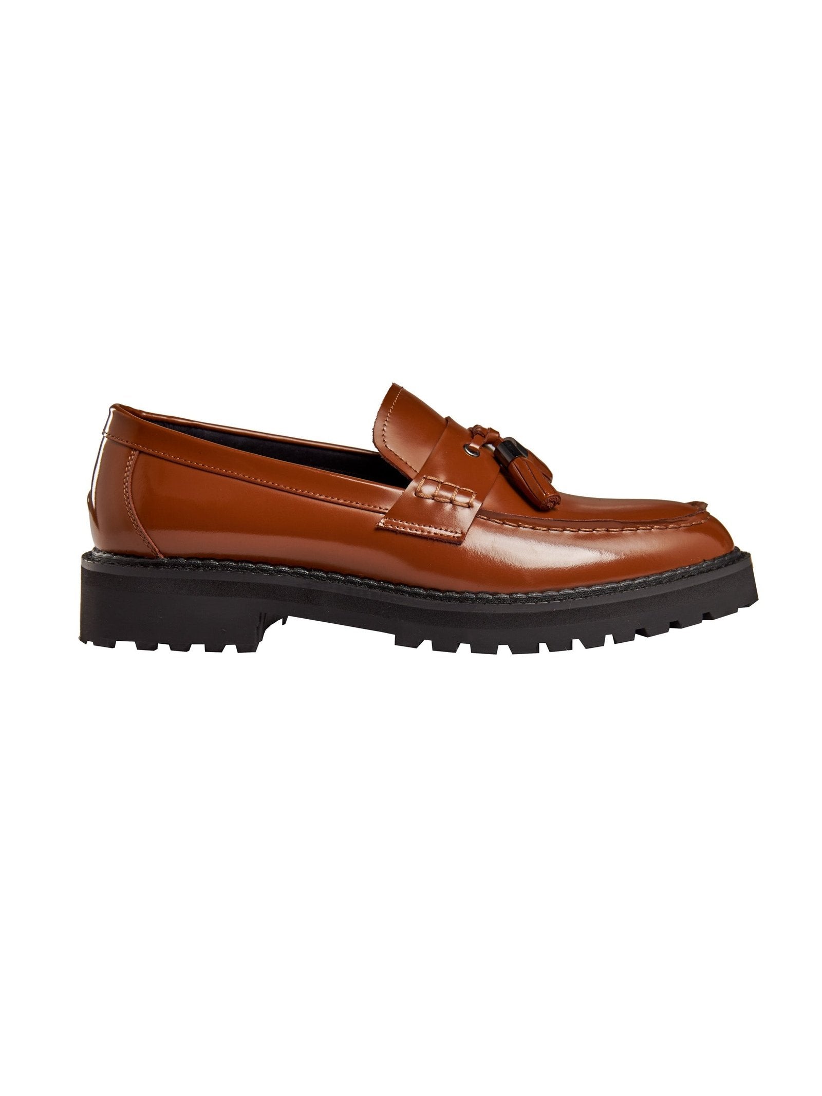 TAN PATENT LEATHER TASSEL LOAFERS