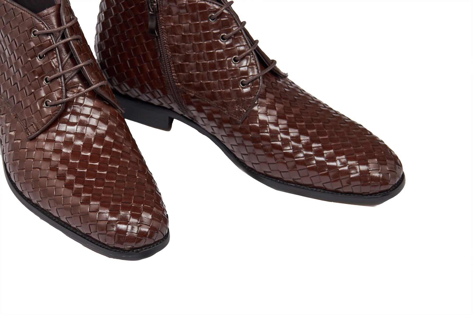 BROWN WOVEN LEATHER CHUKKA BOOTS XPOSED London