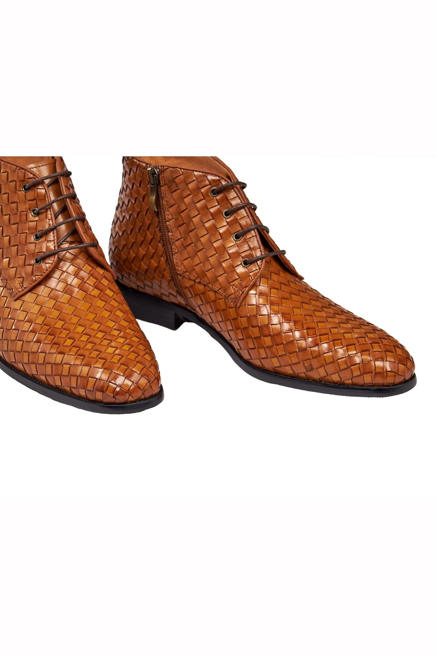 TAN WOVEN LEATHER CHUKKA BOOTS