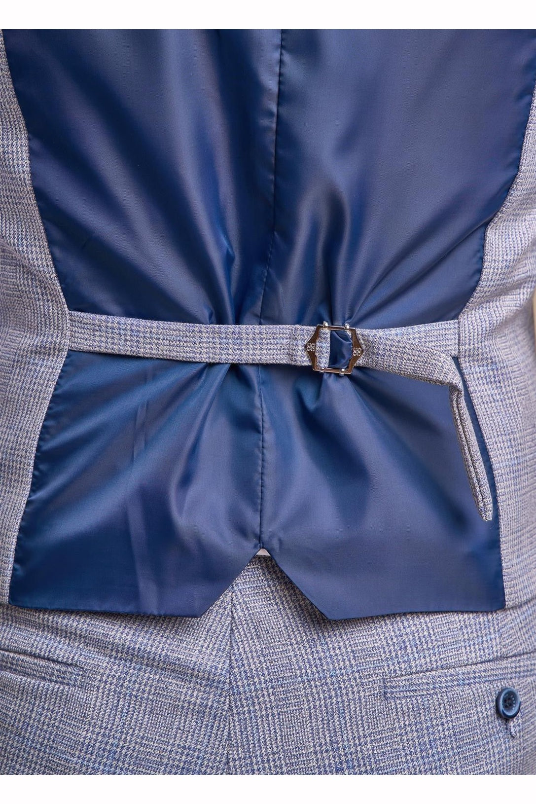 MENS CARIDI SKY BLUE TAILORED FIT THREE PIECE SUIT CAVANI