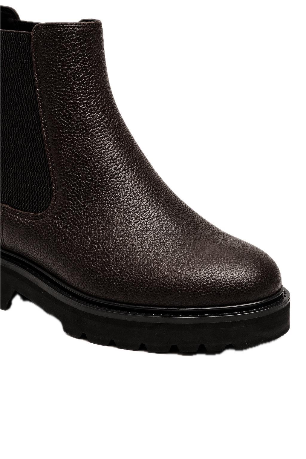Men’s Brown Grain Leather Lightweight Chunky Sole Chelsea Boots Sartorial Shoes