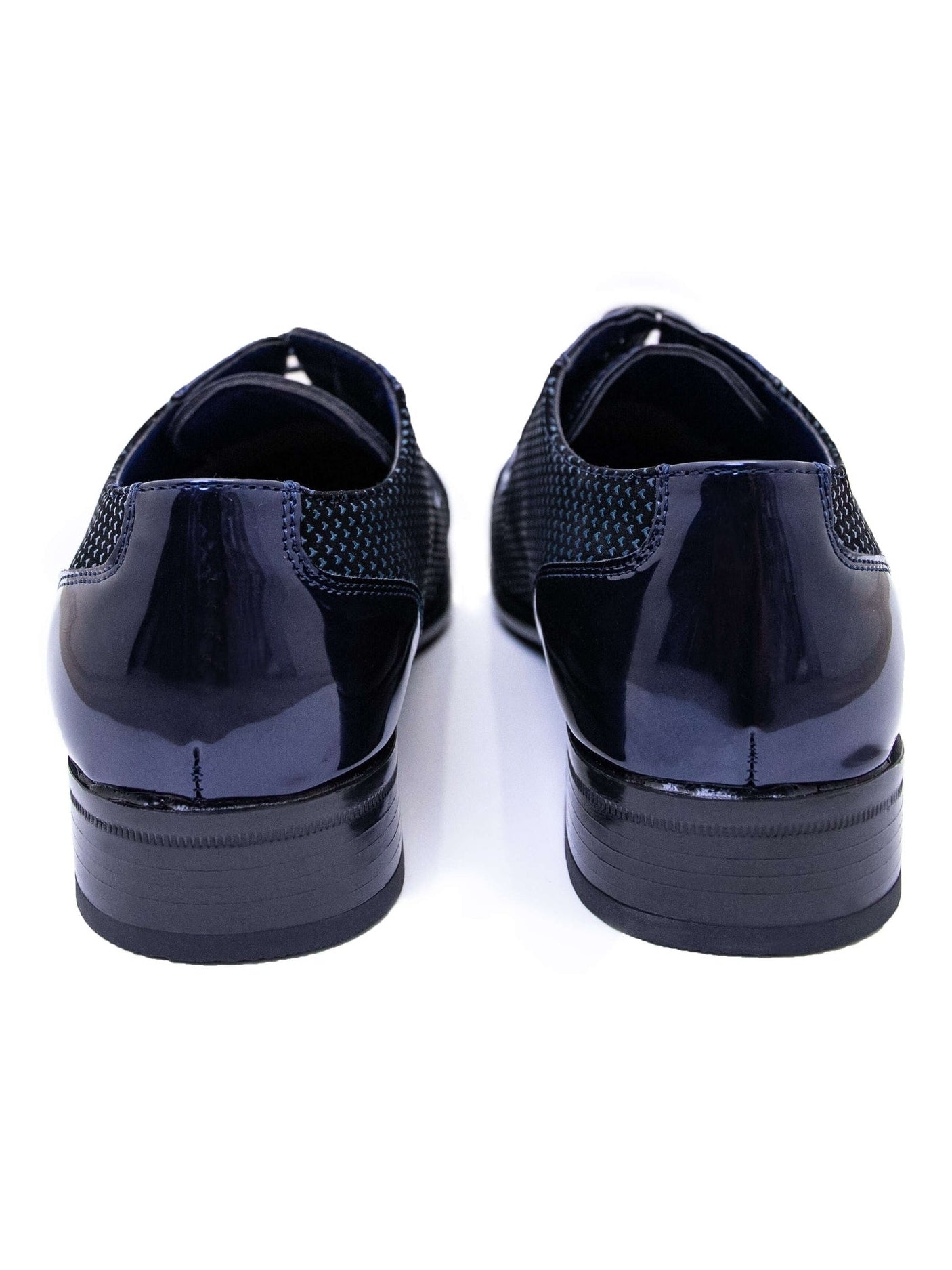 TWO TONE PATENT LEATHER LACE UP SHOES