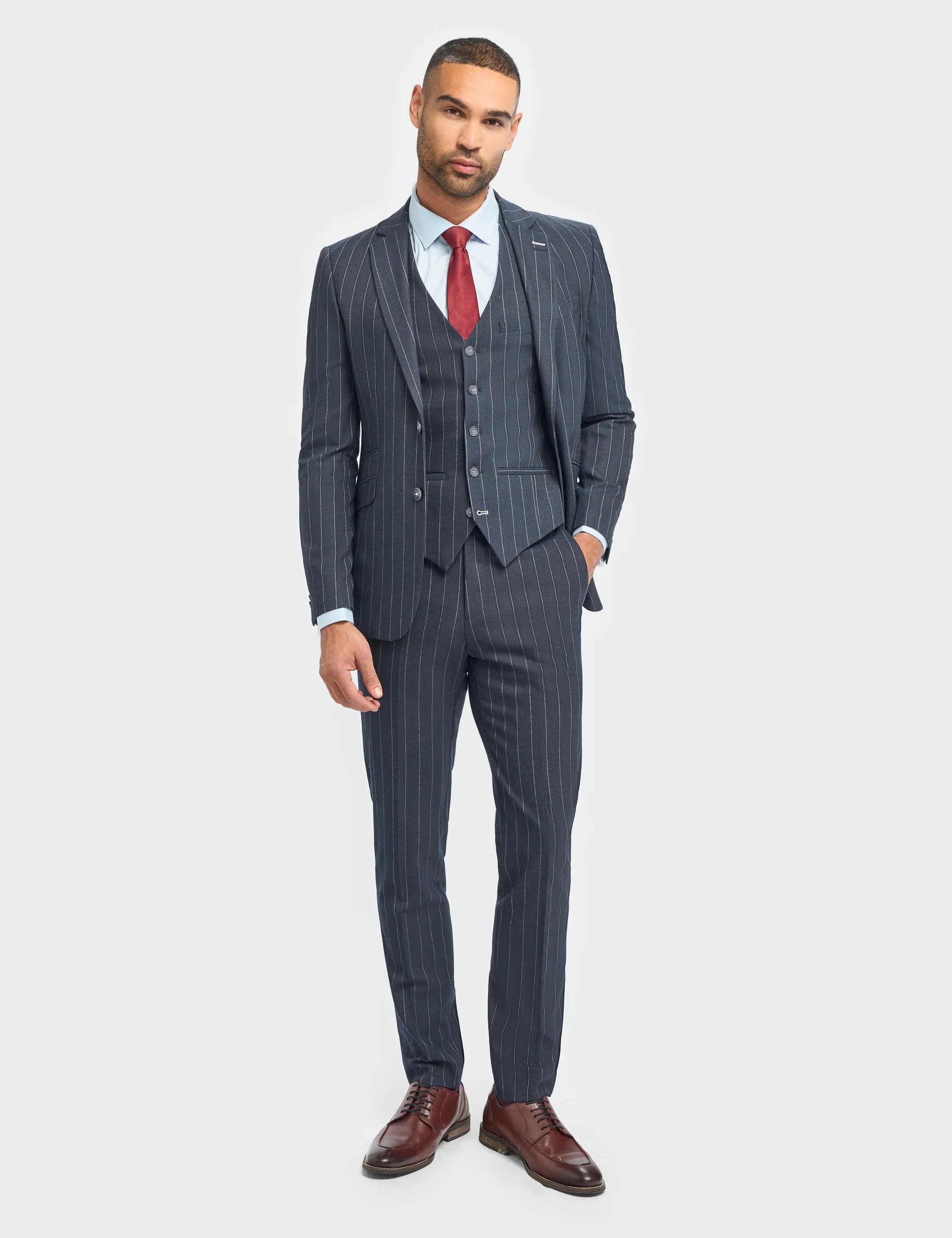 INVINCIBLE – NAVY 3 PIECE PINSTRIPE SUIT TAILORED FIT CAVANI