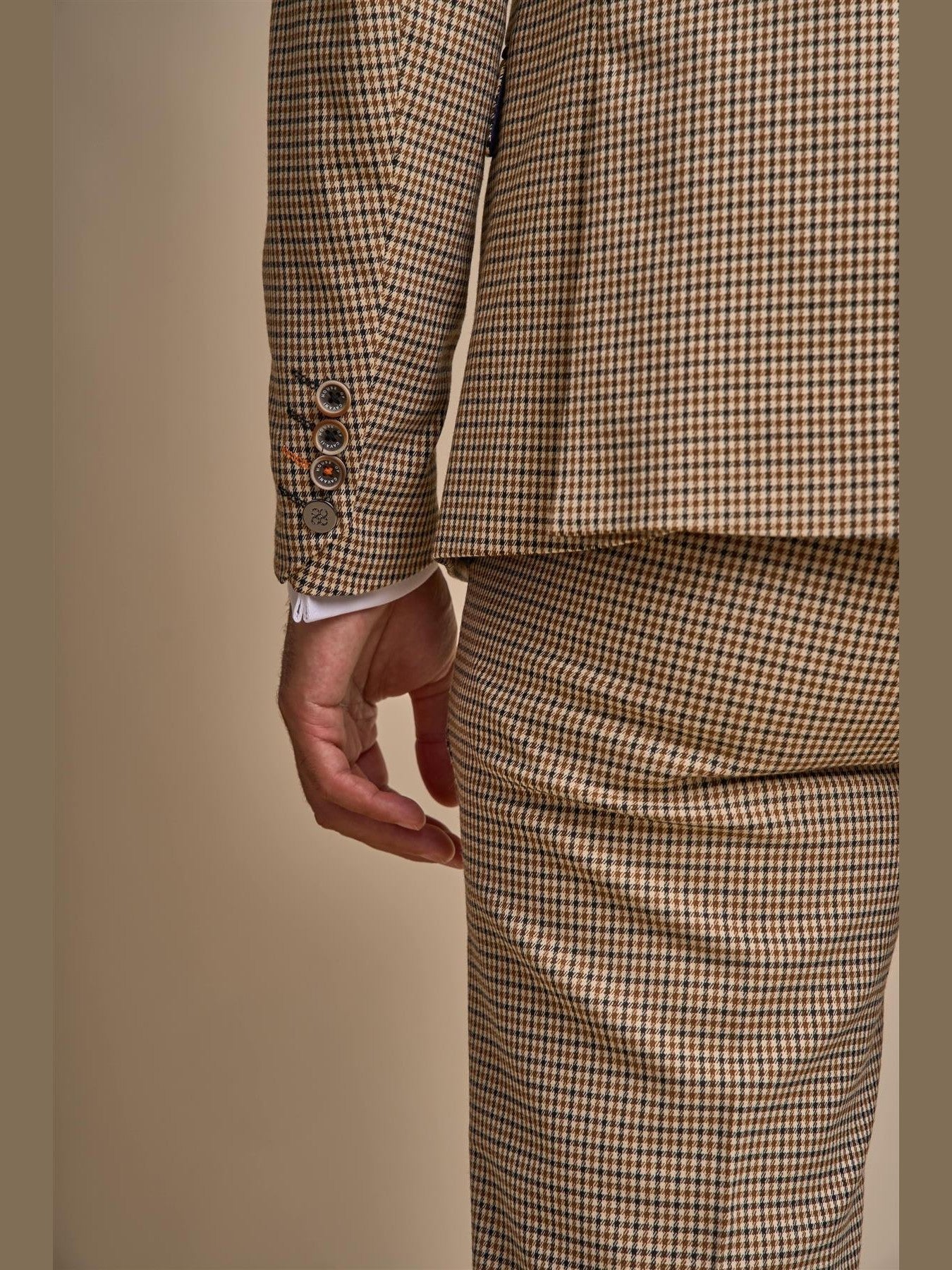MENS ELWOOD HOUNDSTOOTH TAN THREE PIECE SUIT CAVANI