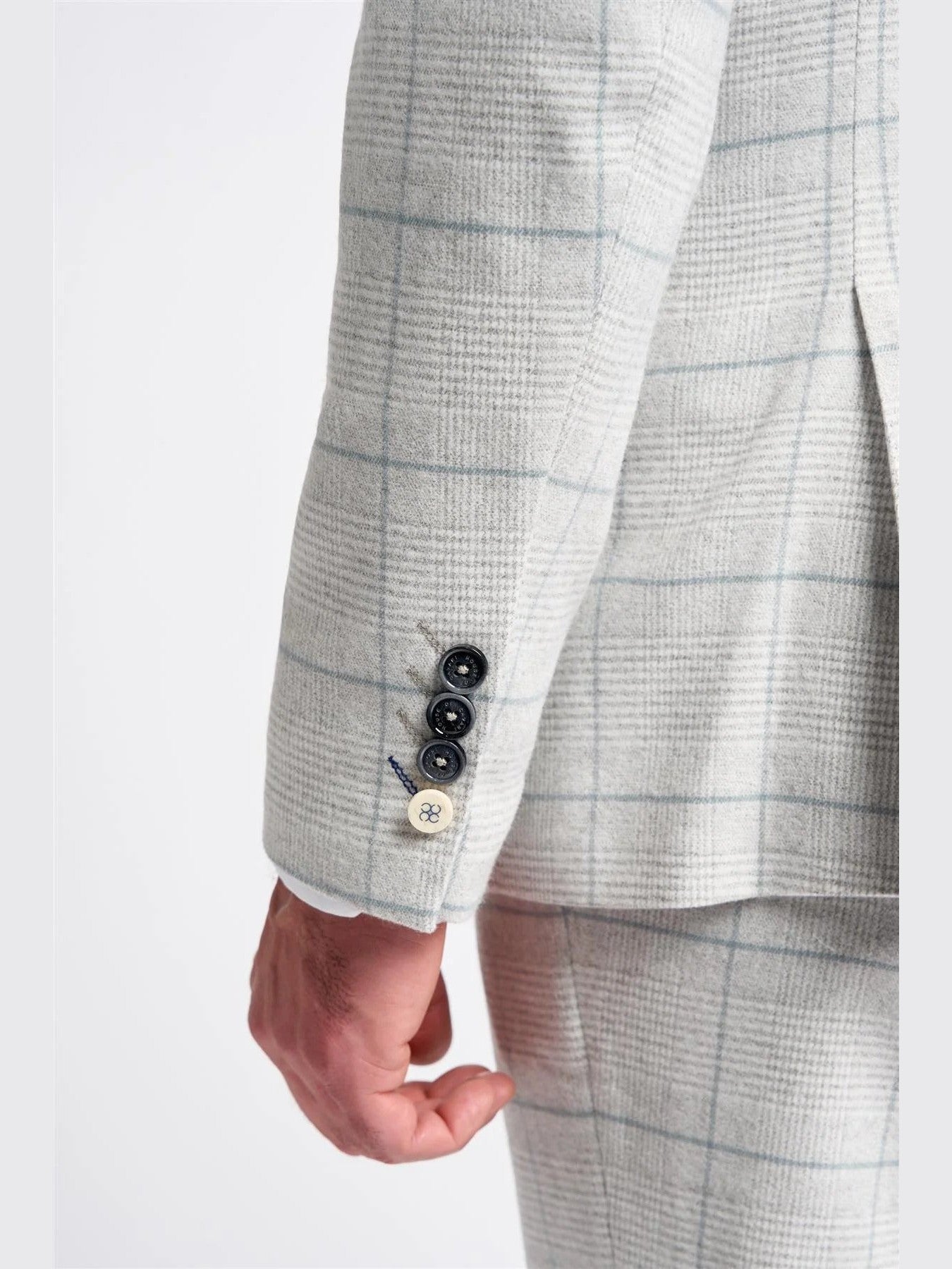 RADHIKA MENS SLIM FIT WHITE THREE PIECE SUIT CAVANI