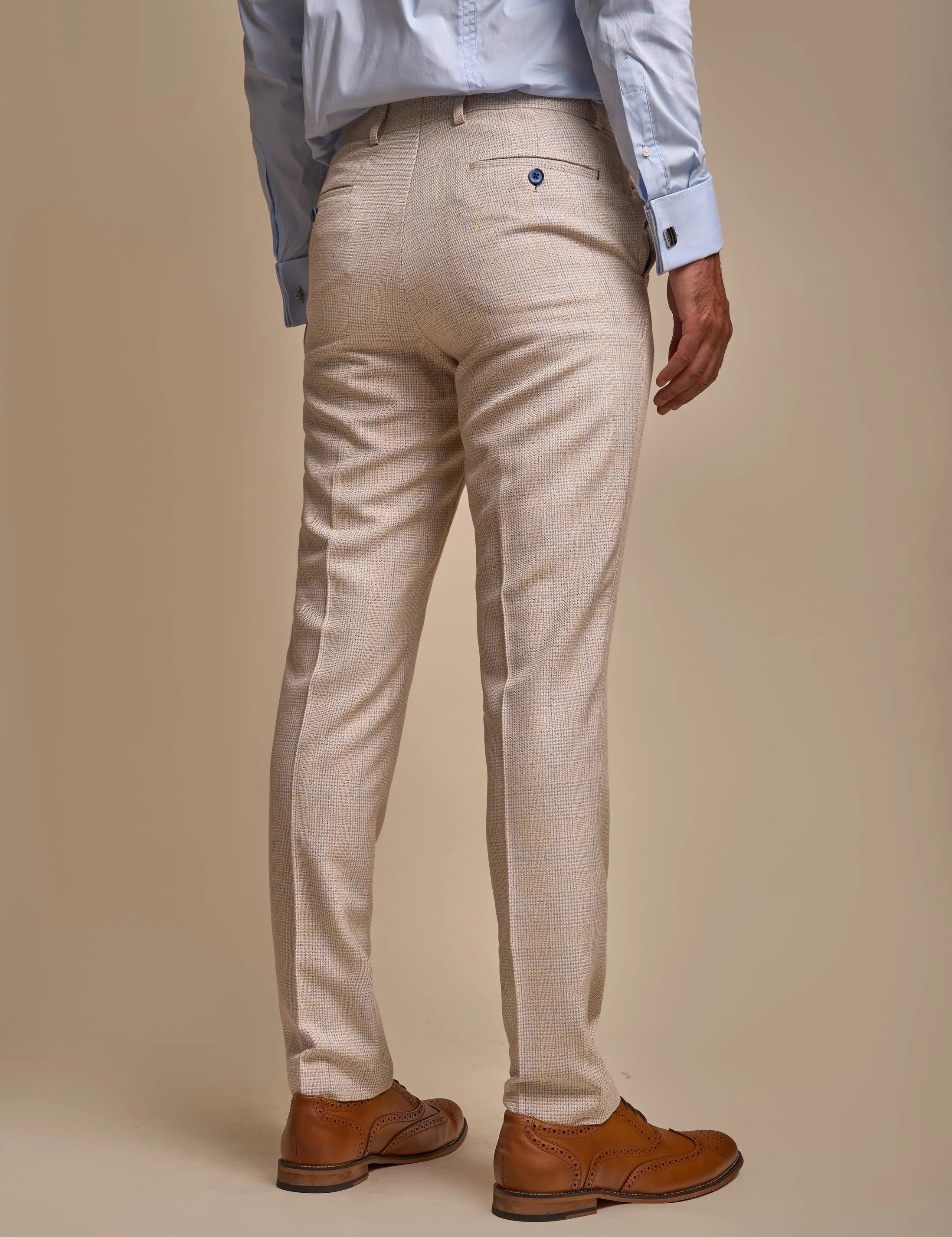 CARIDI - BEIGE 2 PIECE DOUBLE BREASTED SUIT BY CAVANI