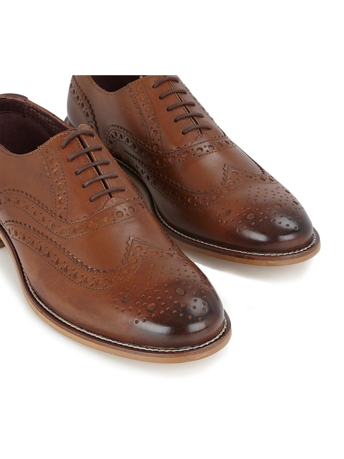 OXFORD BROGUES IN CHESTNUT