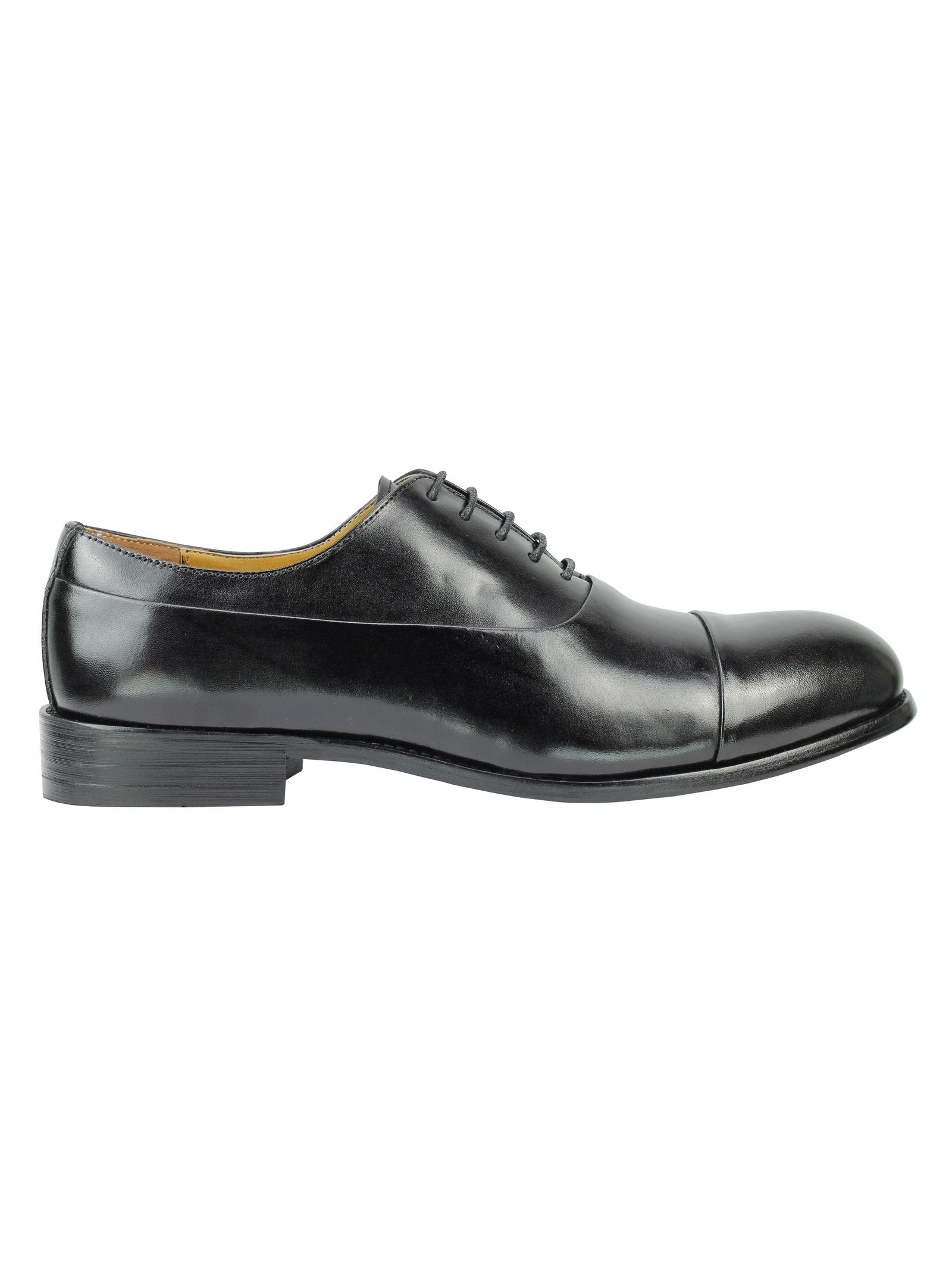 BLACK OXFORDS TOE CAP
