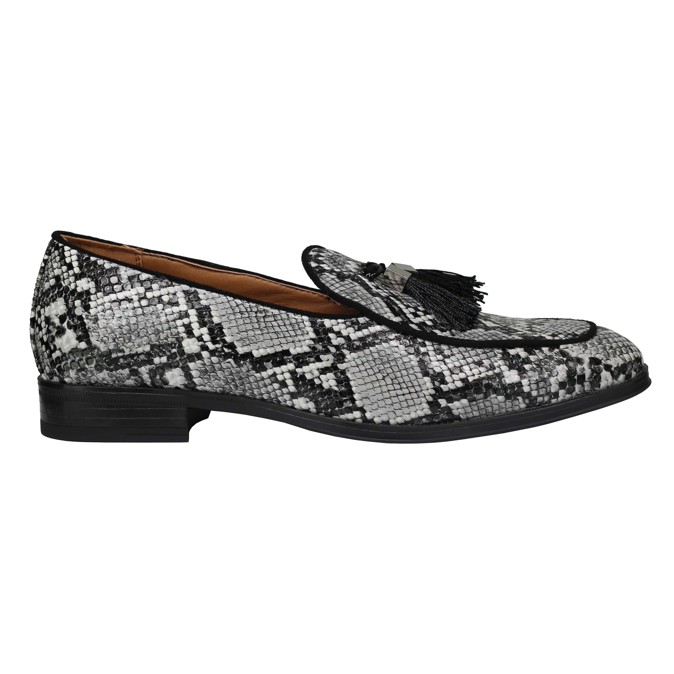FAUX LEATHER SHINY TASSEL LOAFERS