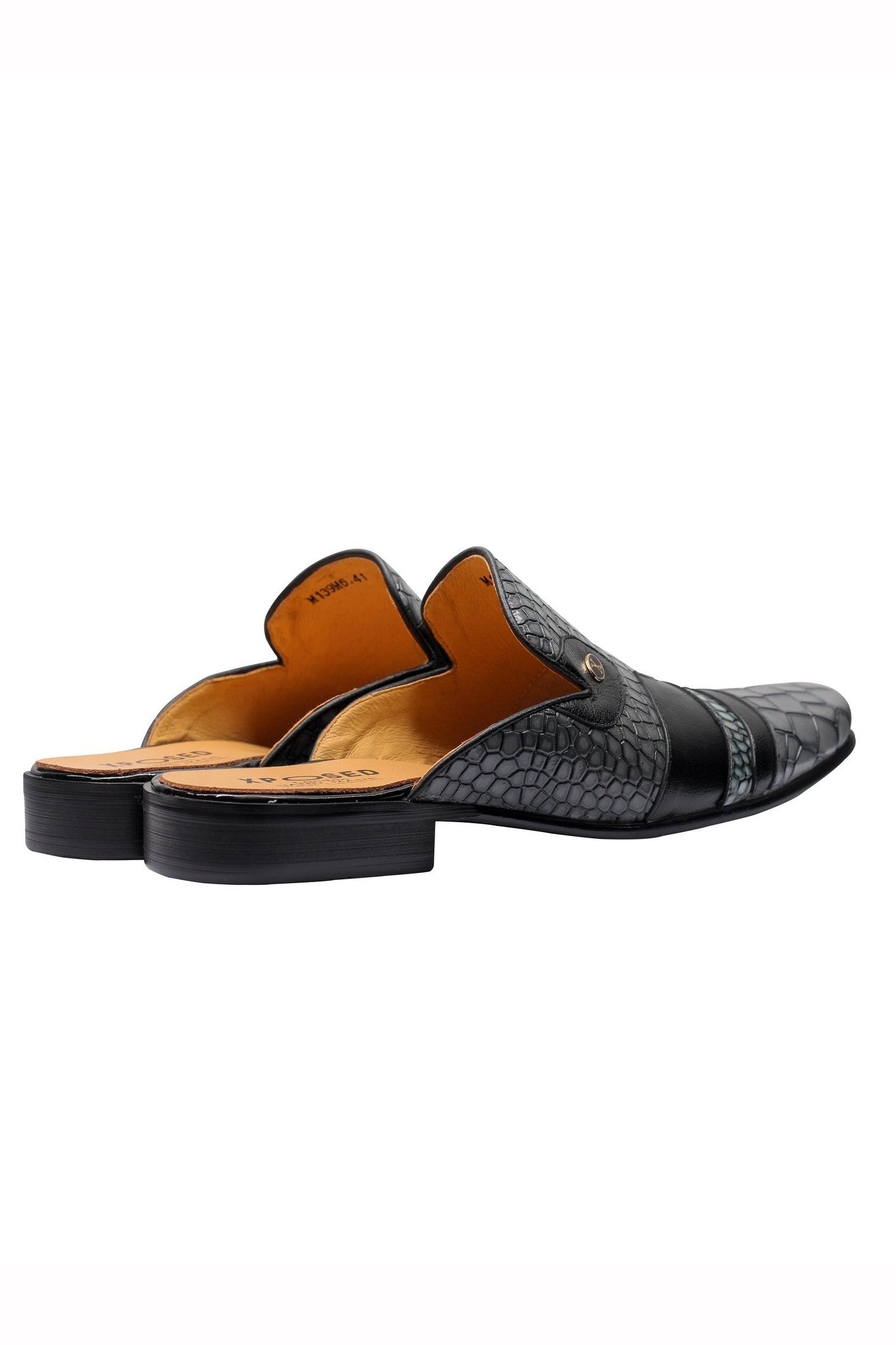 REAL LEATHER PRINTED HALF SHOE IN GREY