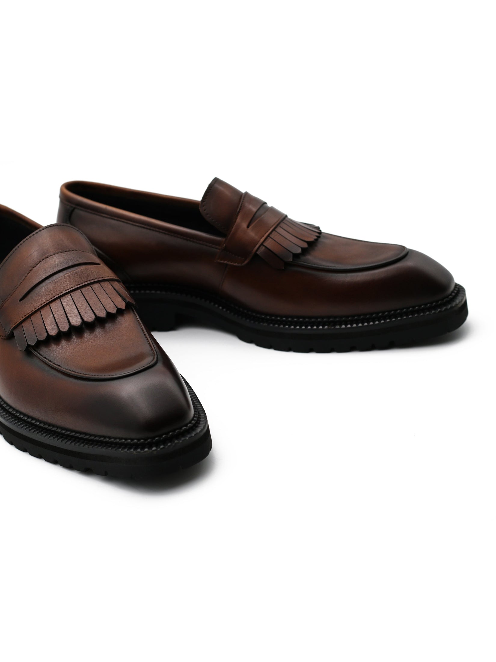 BROWN LEATHER PENNY LOAFERS WITH FRINGE