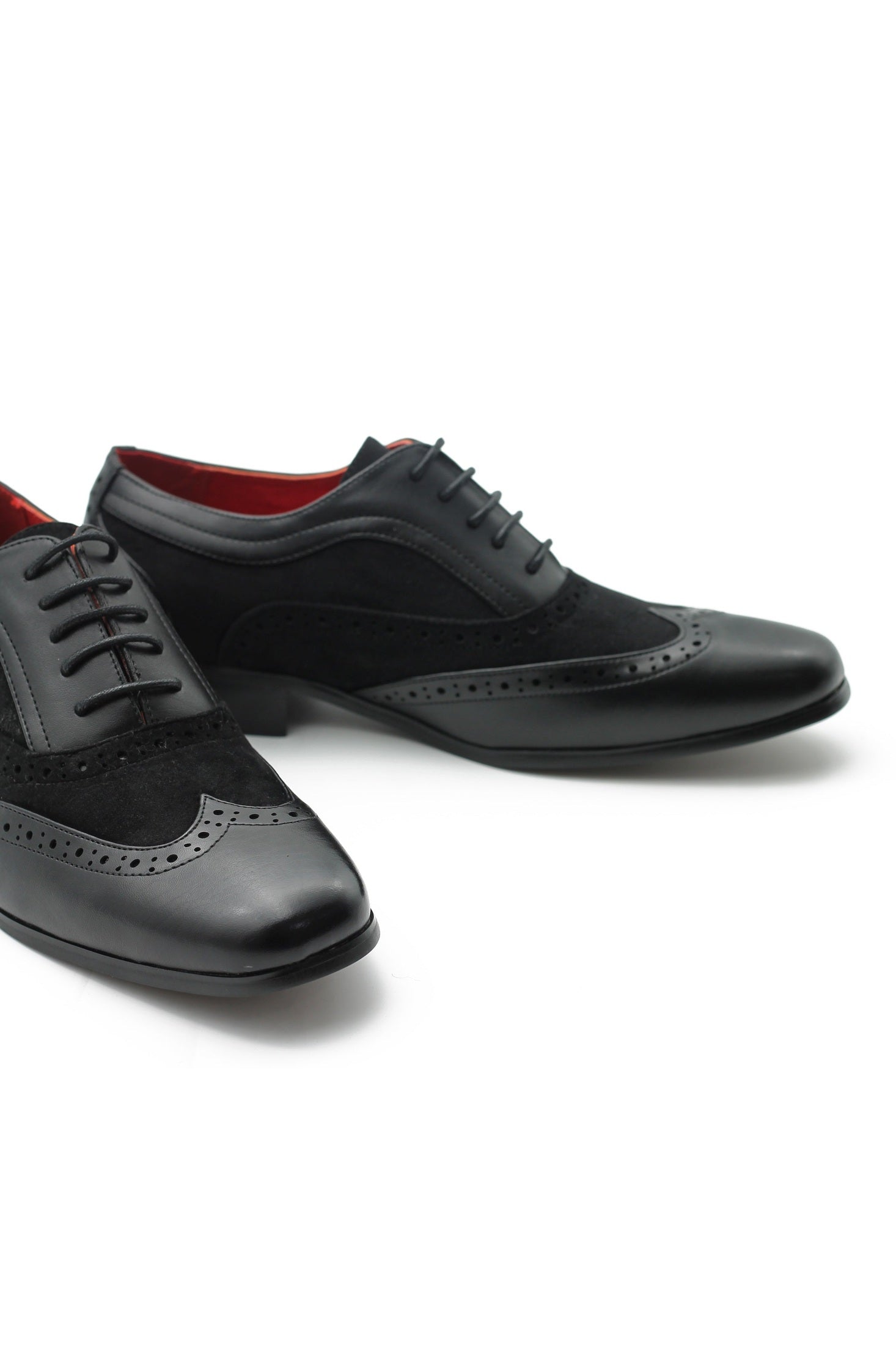 BLACK LEATHER & SUEDE LACE UP BROGUES