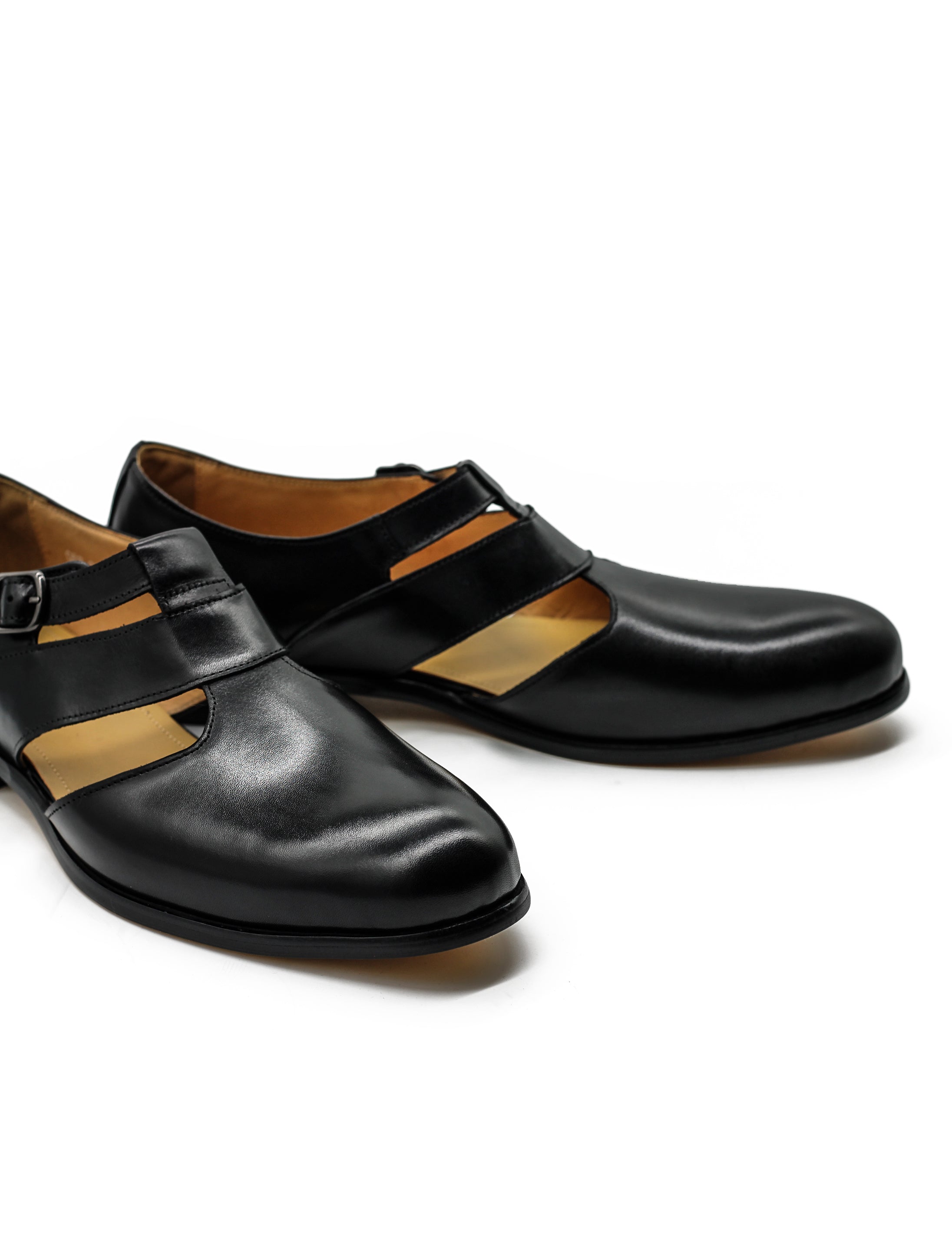 Polished Black Leather Sandals Closed Toe Shoes