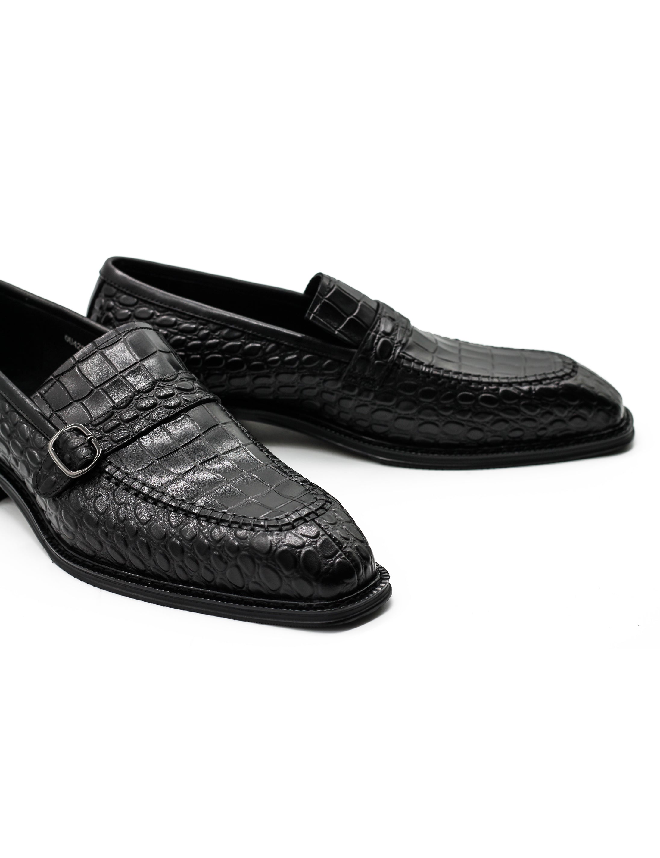 Men’s Slip-on Loafers Black Croco Embossed Leather