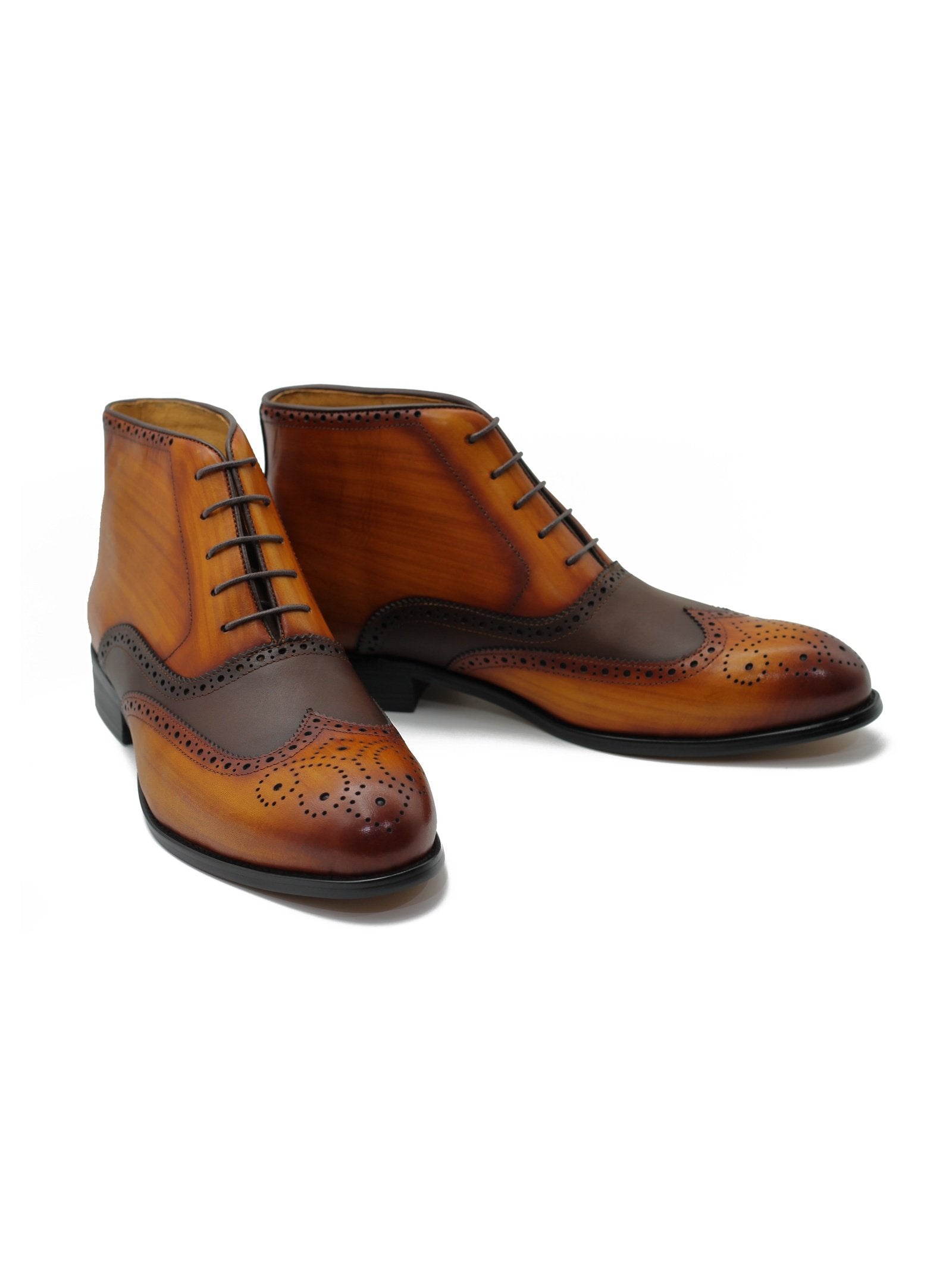 TWO TONE TAN BROGUES BOOTS