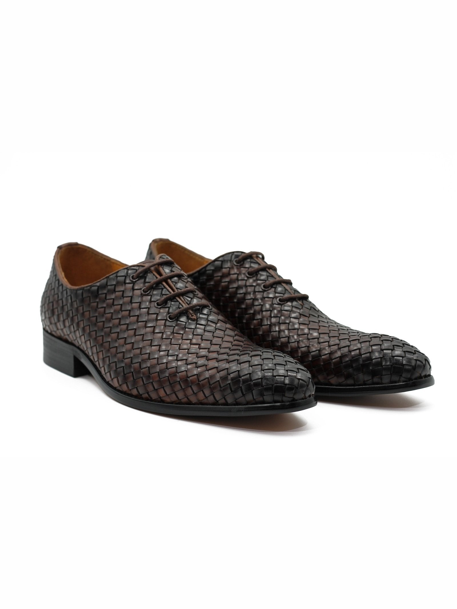 BROWN LATTICE WOVEN LEATHER SHOES