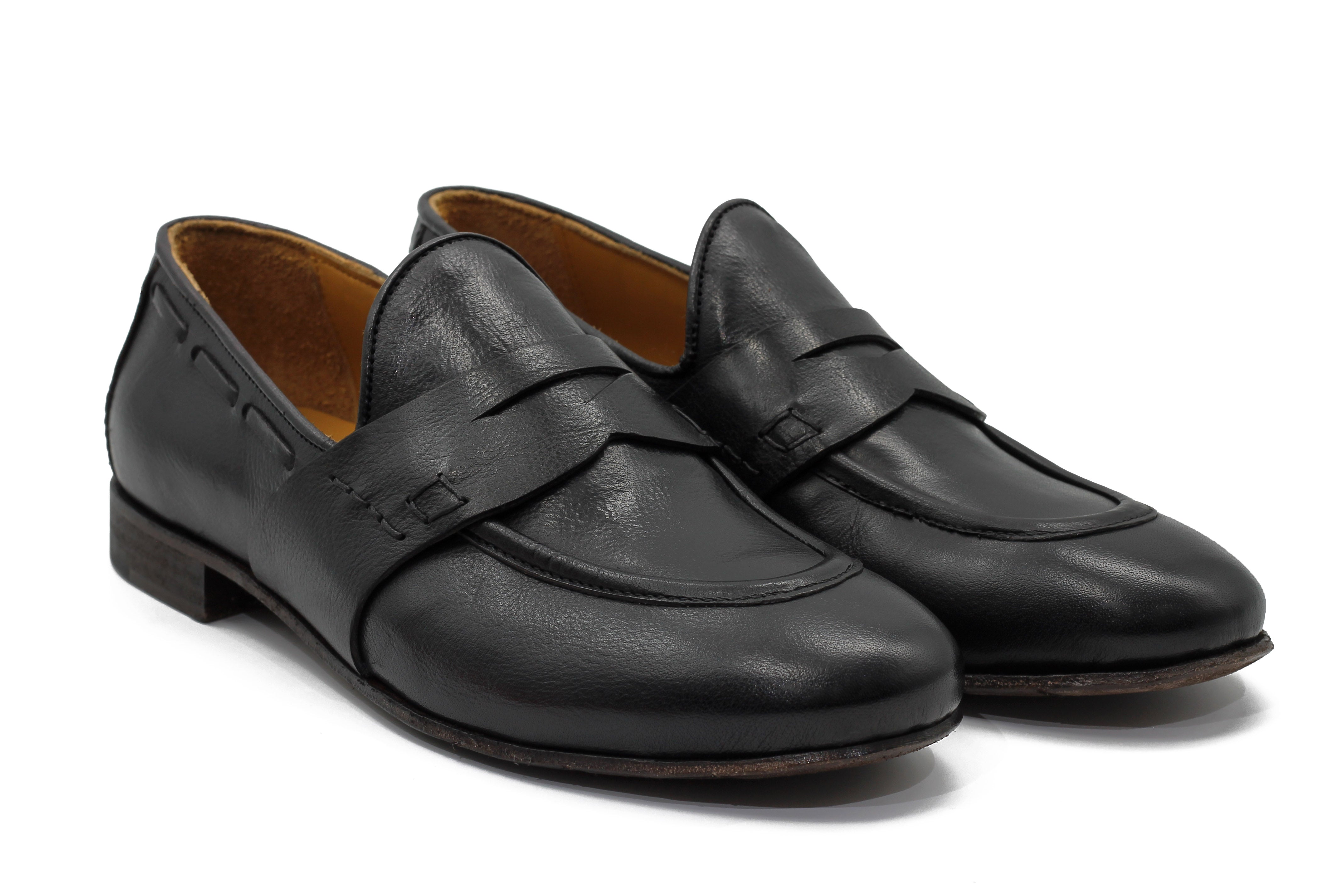 NAPLES 1 - BLACK PENNY LOAFER