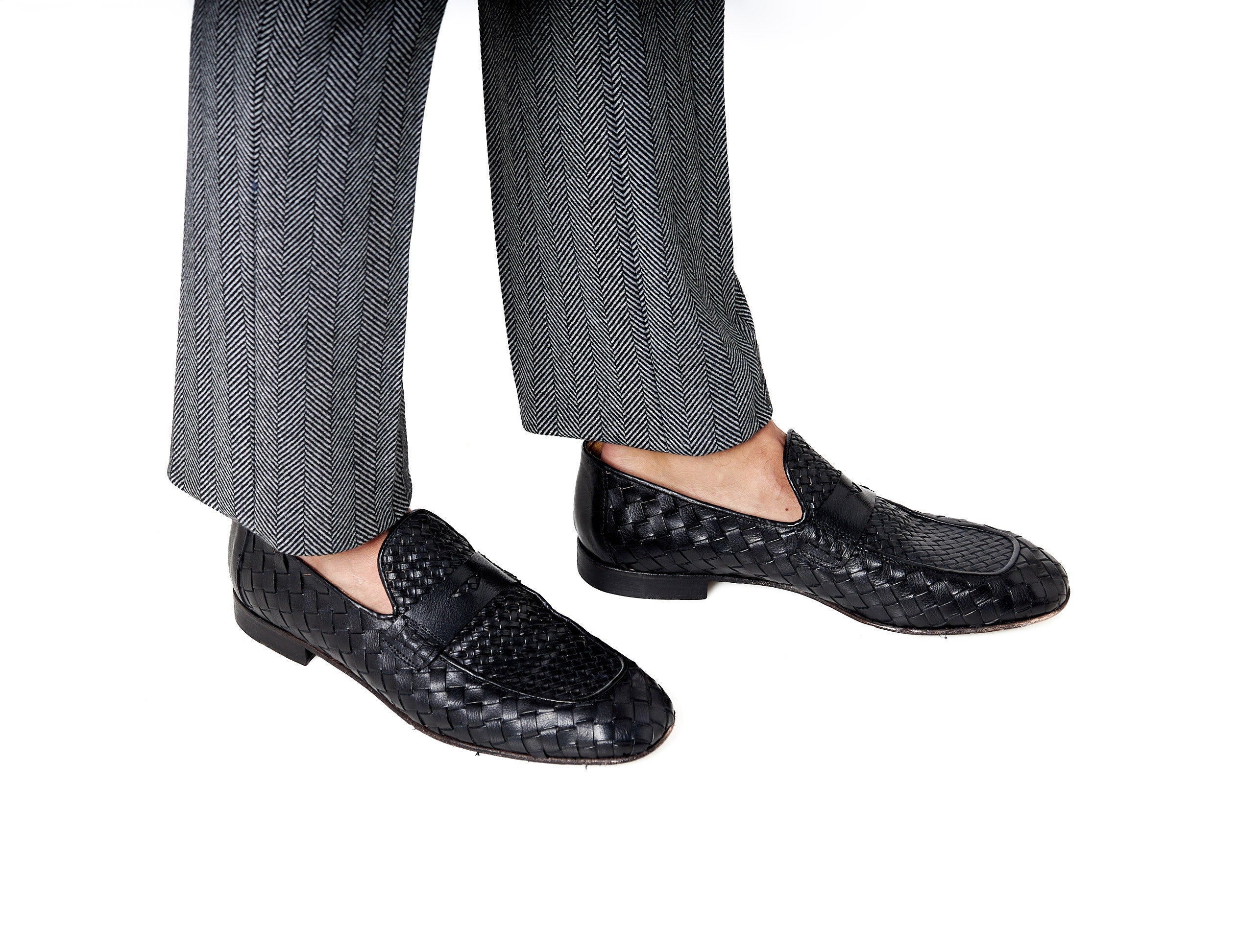 BLACK WOVEN PENNY LOAFER