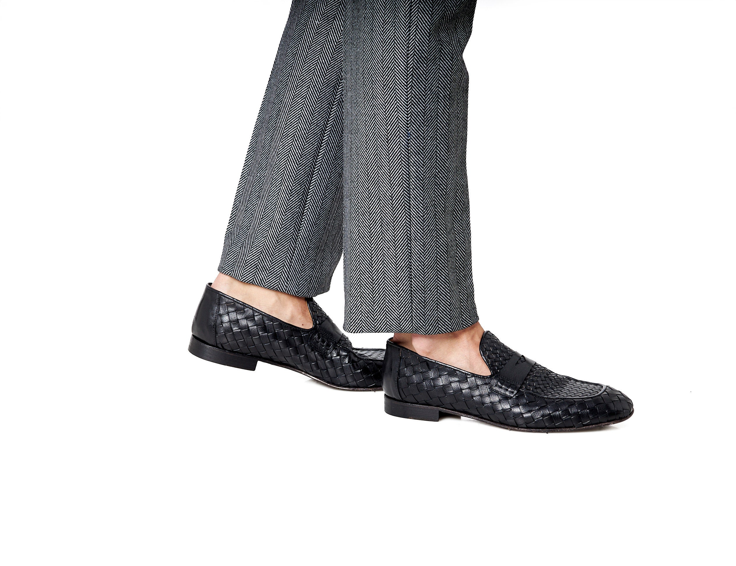 BLACK WOVEN PENNY LOAFER