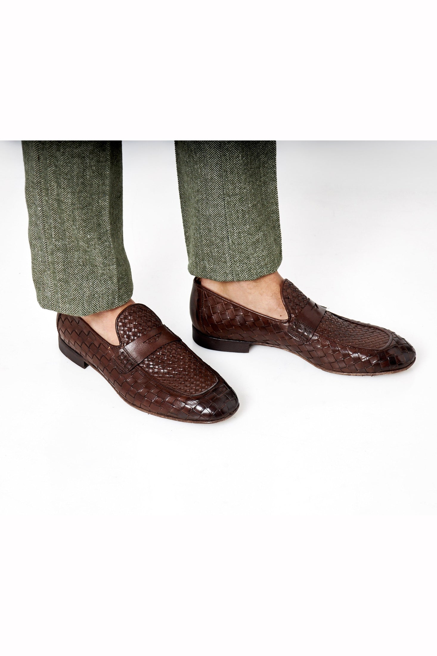 ROME – BROWN WOVEN PENNY LOAFER