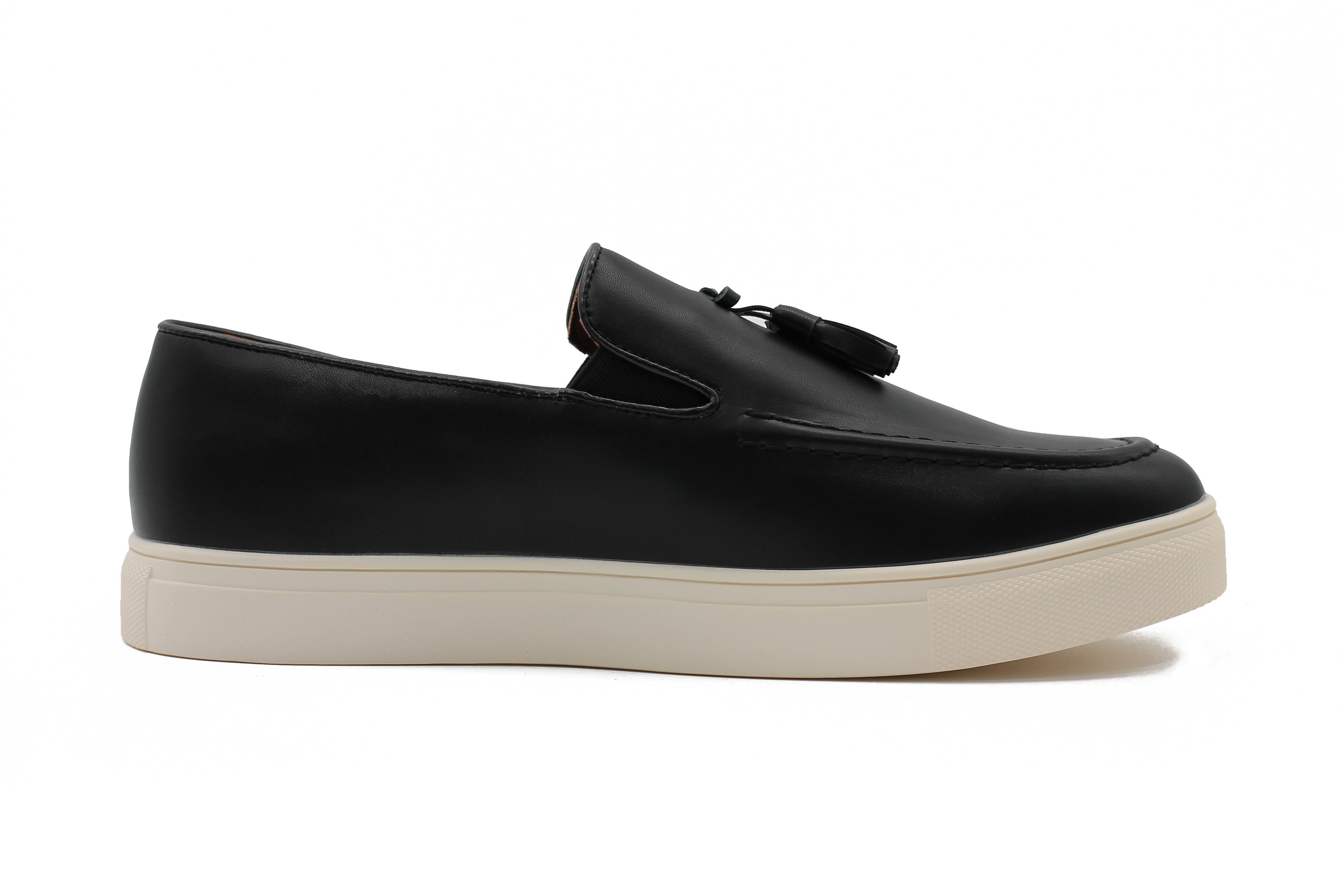 CASUAL FAUX LEATHER SNEAKERS WITH TASSELS