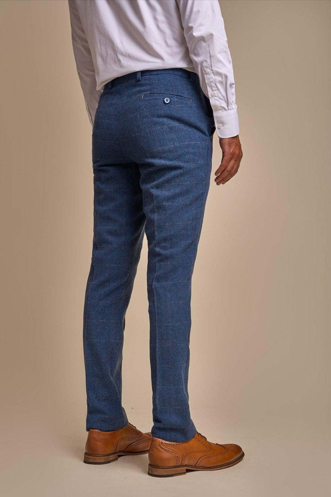 MENS CARNEGI NAVY TWEED THREE PIECE SUIT CAVANI