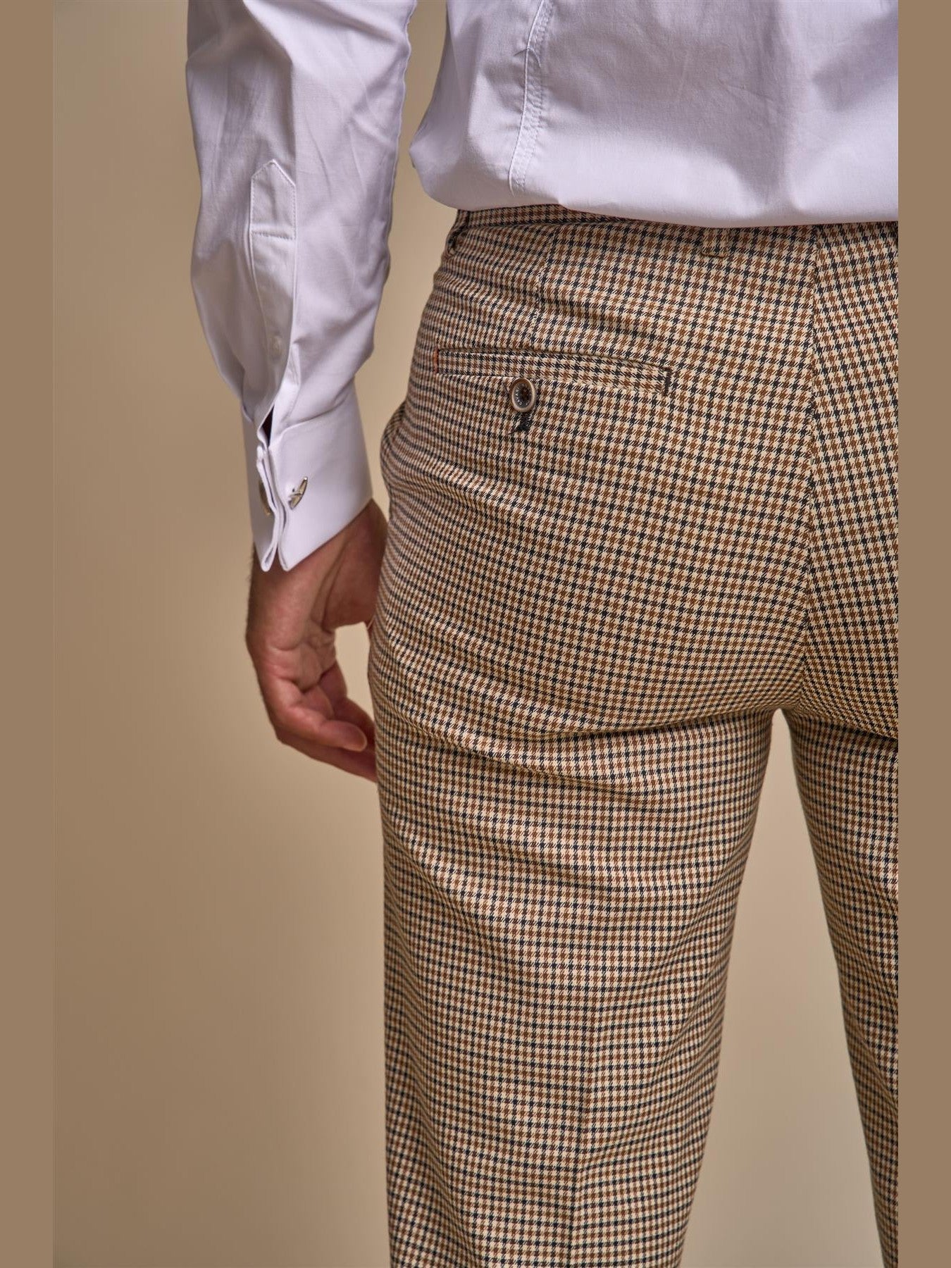 MENS ELWOOD HOUNDSTOOTH TAN THREE PIECE SUIT CAVANI