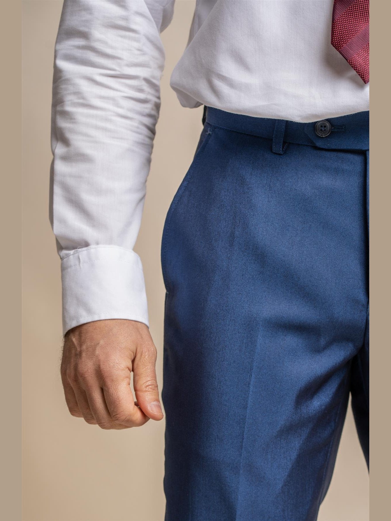 MENS FORD NAVY REGULAR THREE PIECE SUIT CAVANI