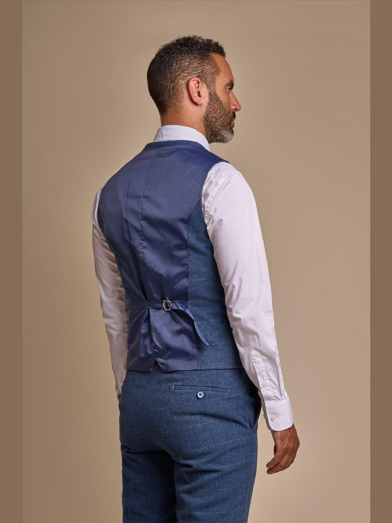 MENS CARNEGI NAVY TWEED THREE PIECE SUIT CAVANI