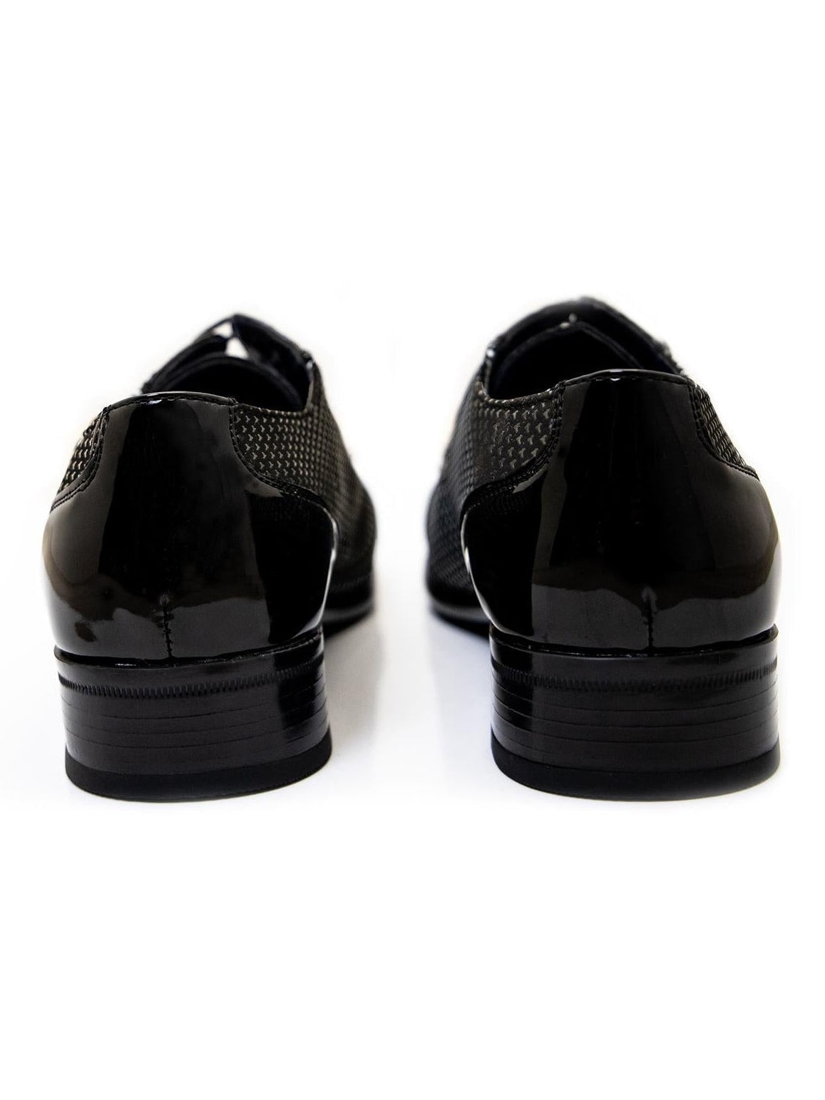 TWO TONE PATENT LEATHER LACE UP SHOES