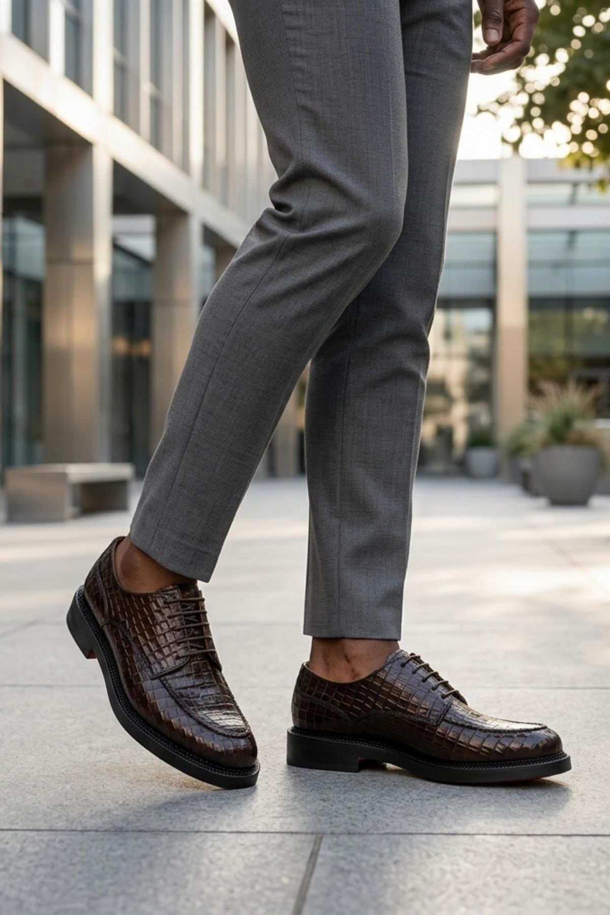 MARLOW Men’s Dark Brown Croc-Embossed Leather Moc-Toe Derby Shoes Sartorial Shoes