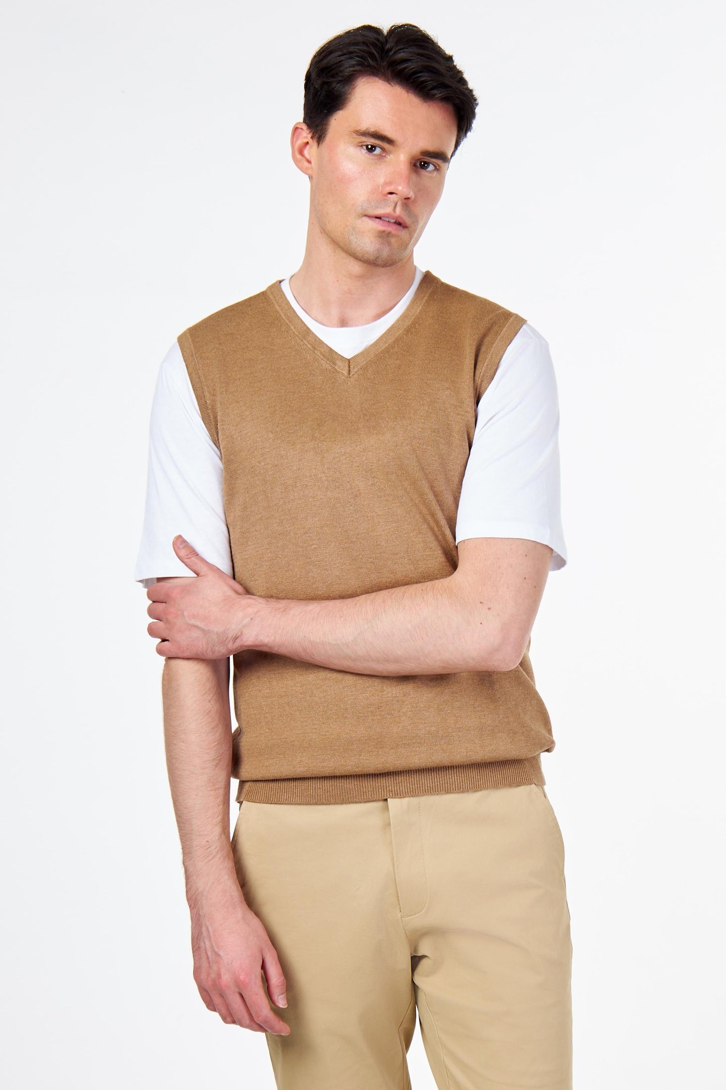 KNITTED COTTON CAMEL SLEEVELESS JUMPER V-NECK VEST CAVANI