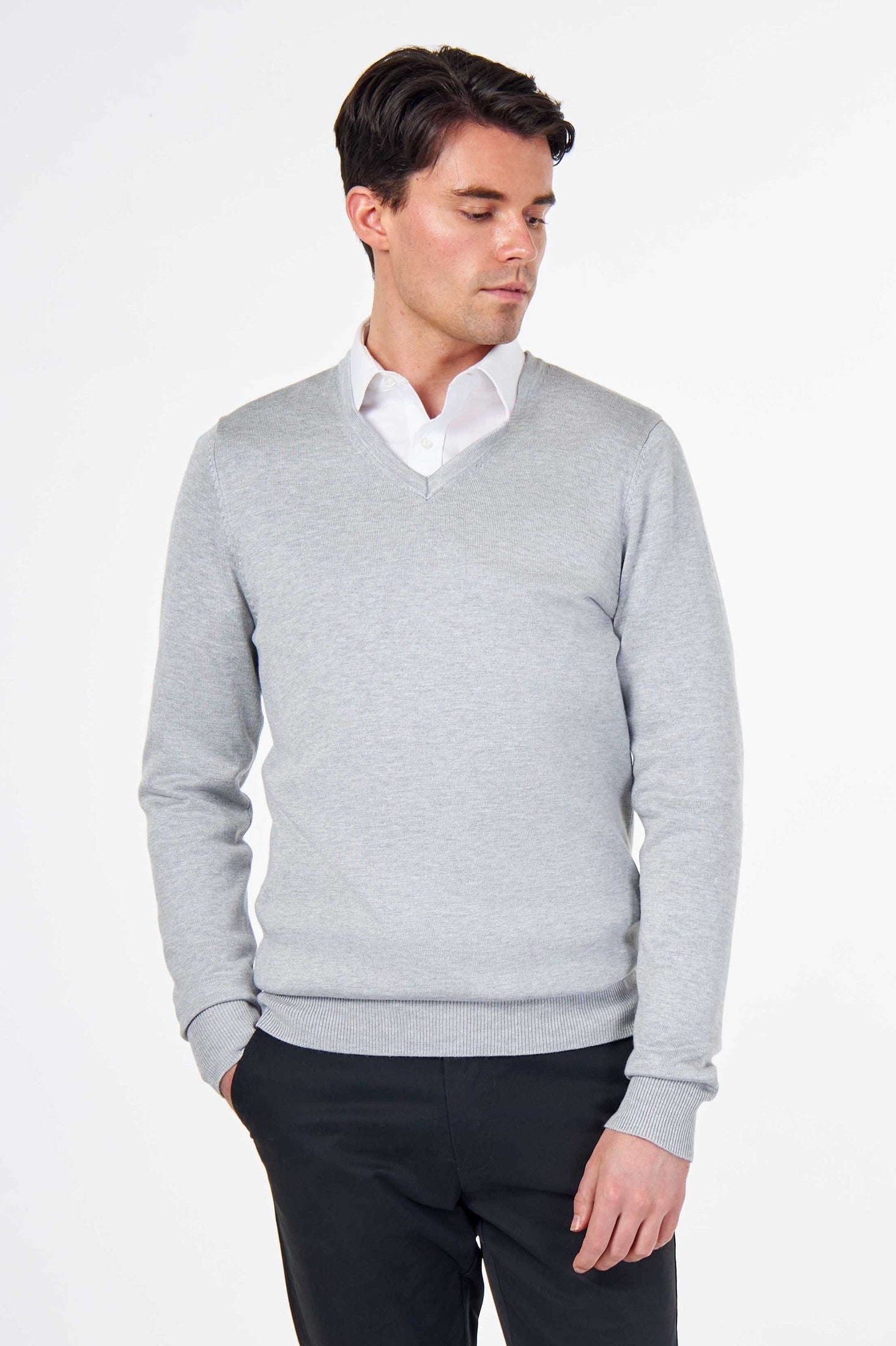MEN’S COTTON V-NECK LIGHT GREY JUMPER FINE KNIT LIGHTWEIGHT