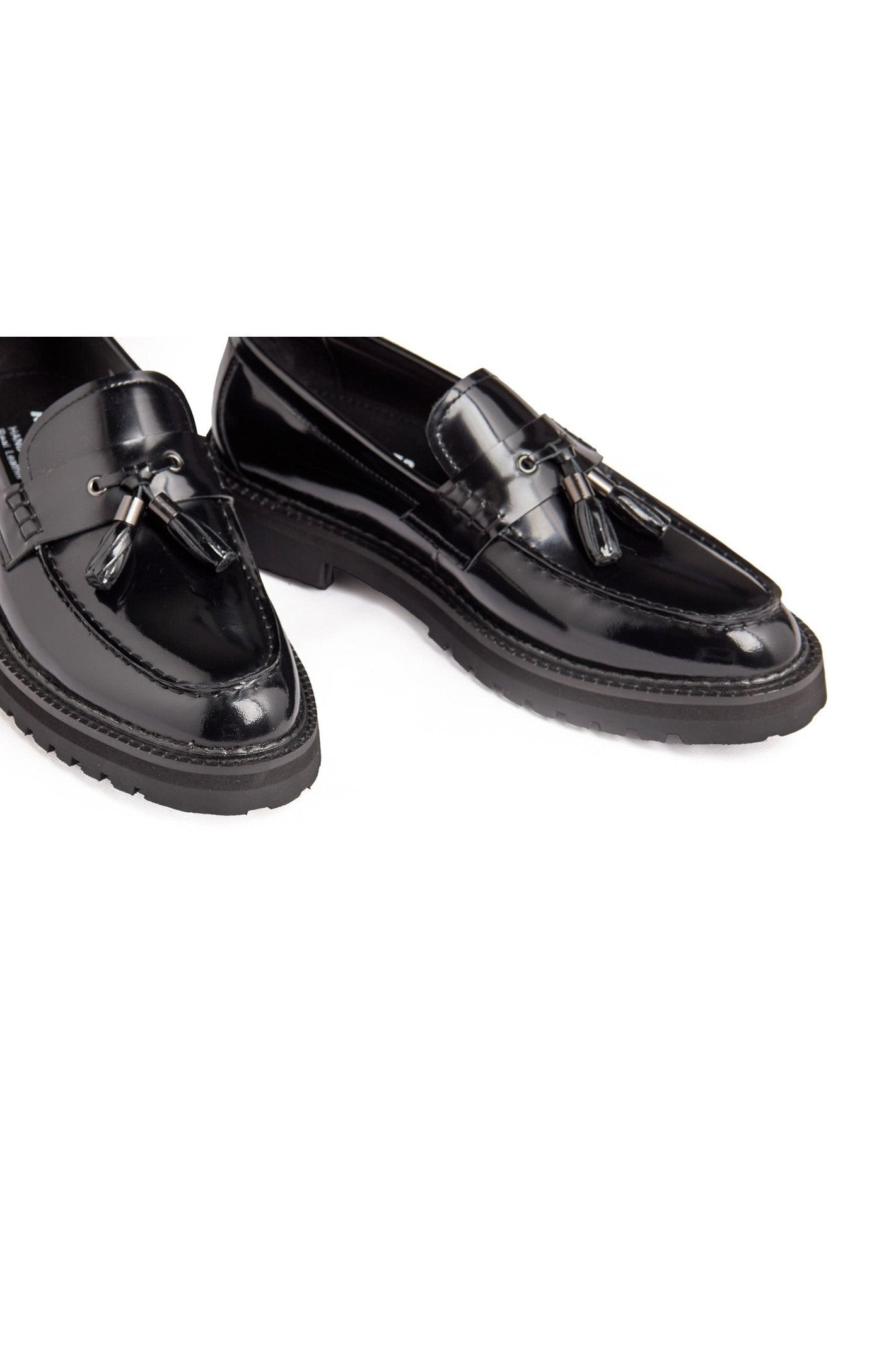 BLACK PATENT LEATHER TASSEL LOAFERS