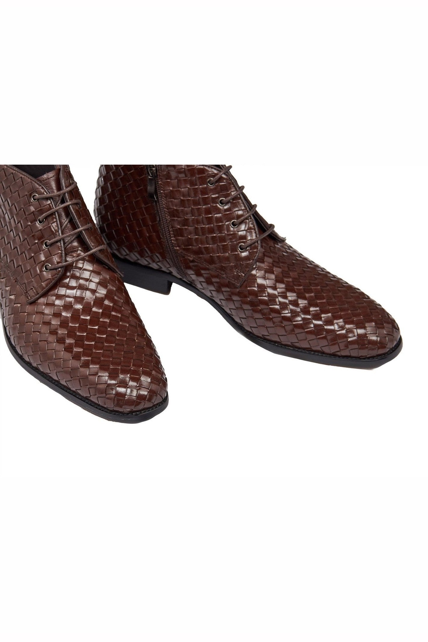 BROWN WOVEN LEATHER CHUKKA BOOTS