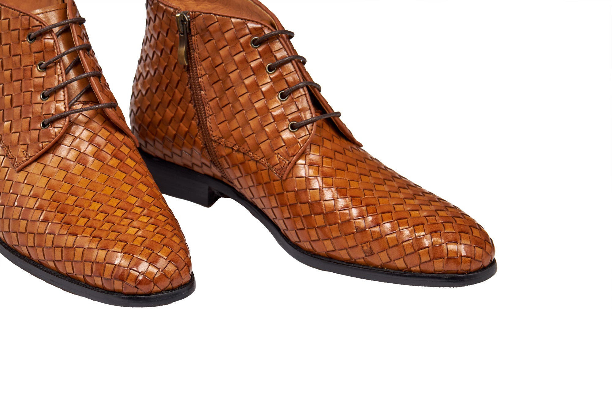 TAN WOVEN LEATHER CHUKKA BOOTS