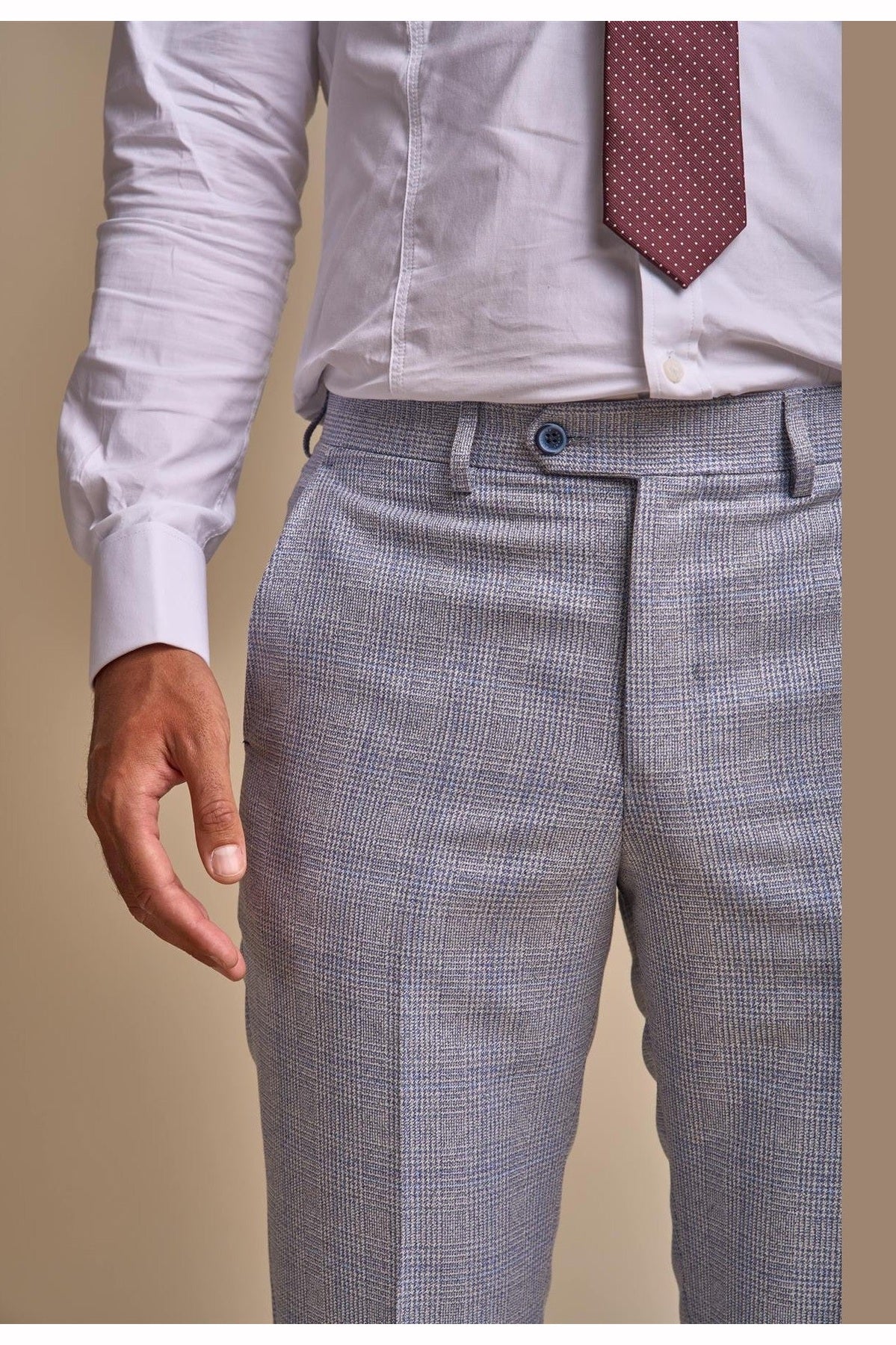 MENS CARIDI SKY BLUE TAILORED FIT THREE PIECE SUIT CAVANI