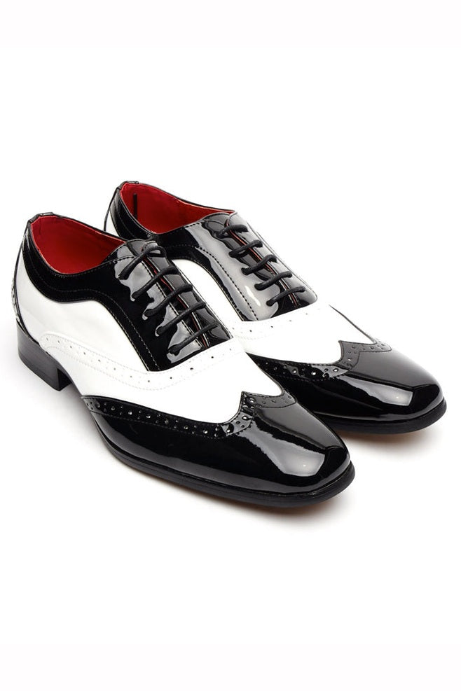 BLACK & WHITE SHINY GATSBY LACE UP BROGUES