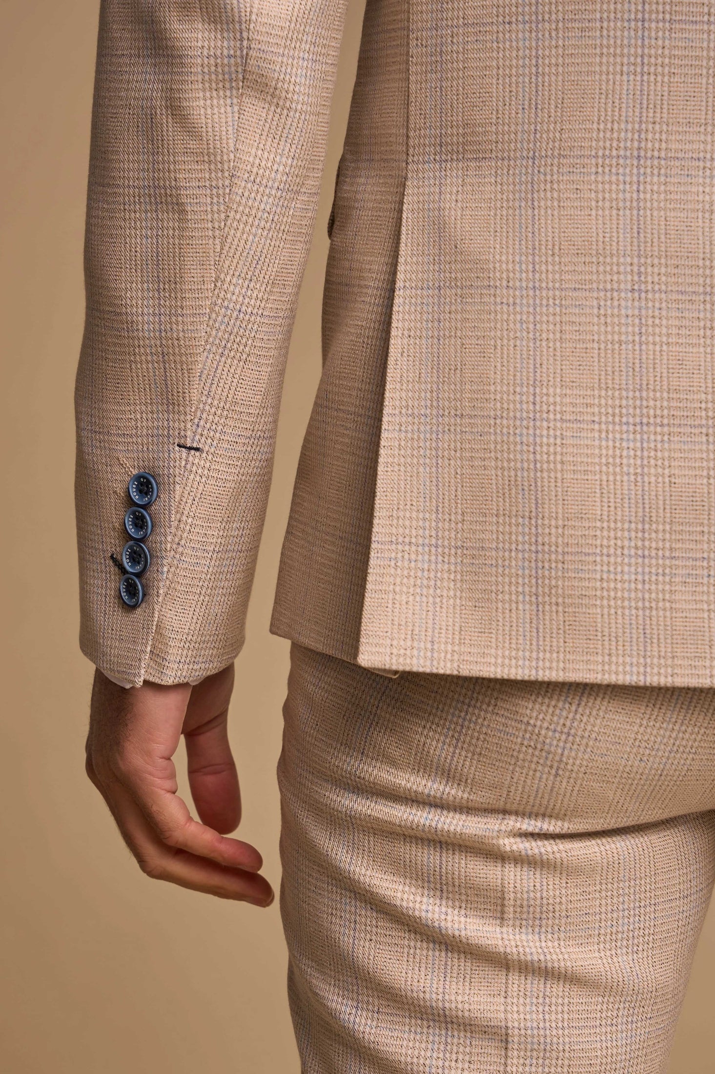 CARIDI - BEIGE 2 PIECE DOUBLE BREASTED SUIT BY CAVANI