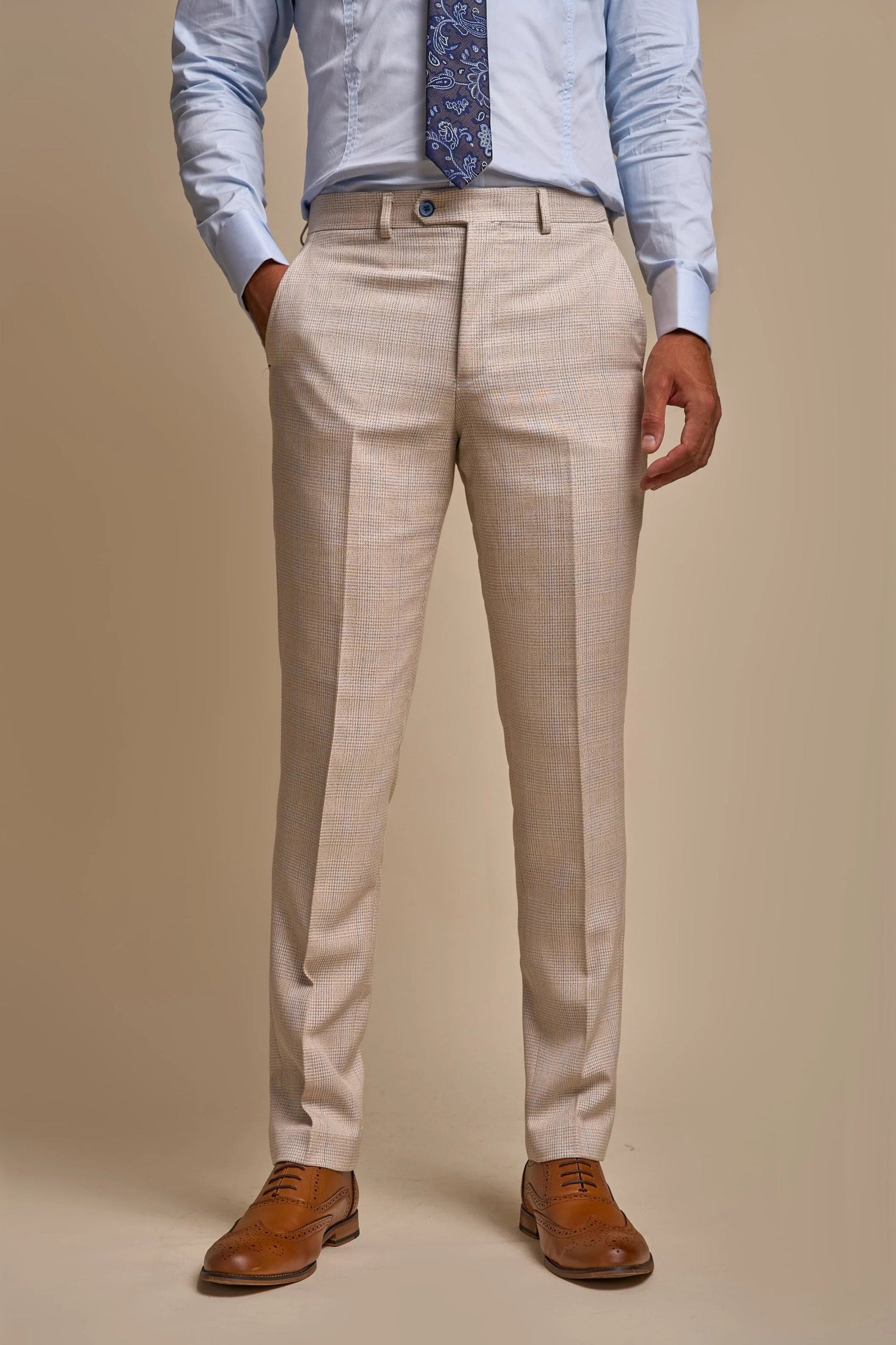 CARIDI - BEIGE 2 PIECE DOUBLE BREASTED SUIT BY CAVANI