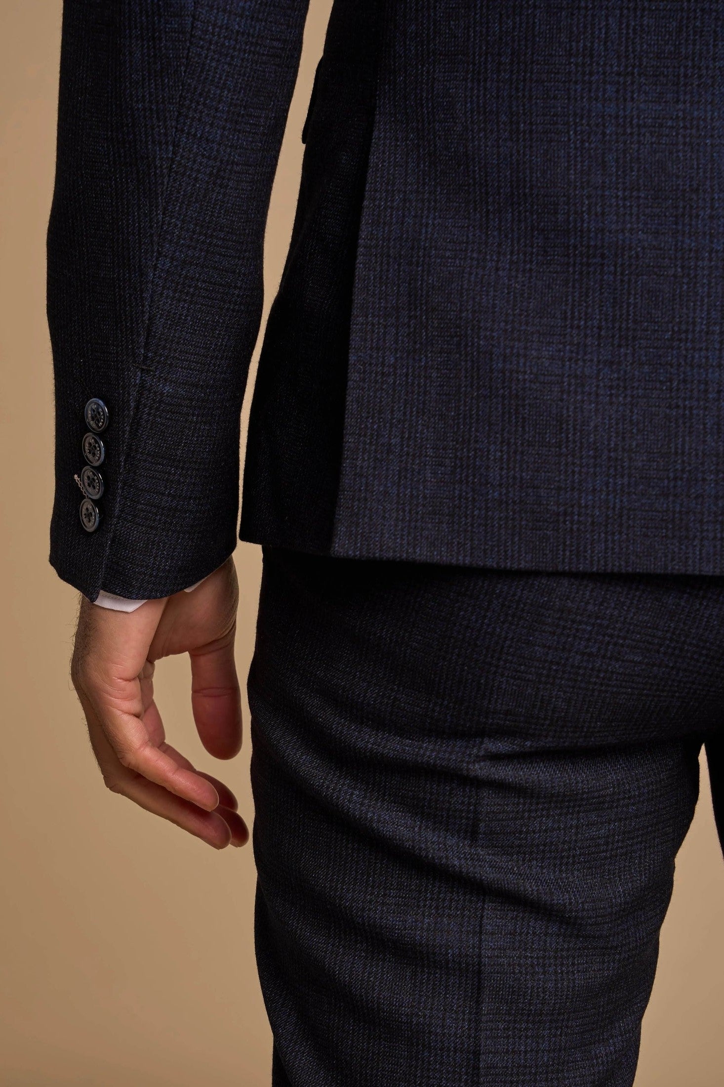 CARIDI - NAVY 2 PIECE DOUBLE BREASTED SUIT BY CAVANI CAVANI