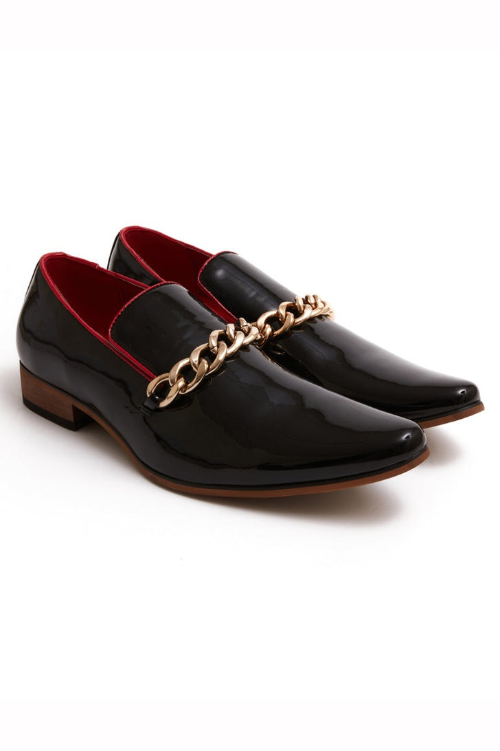 BLACK PATENT LOAFERS WITH GOLD CHAIN