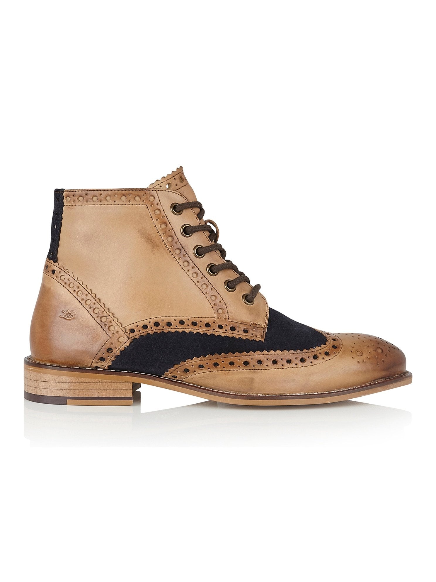 DERBY BROGUE BOOTS IN TAN NAVY SUEDE