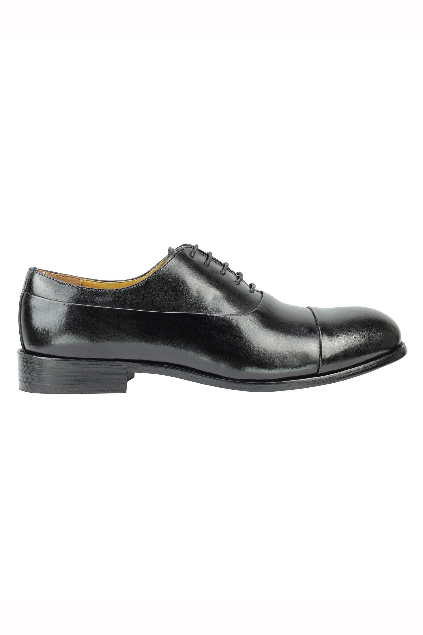 BLACK OXFORDS TOE CAP
