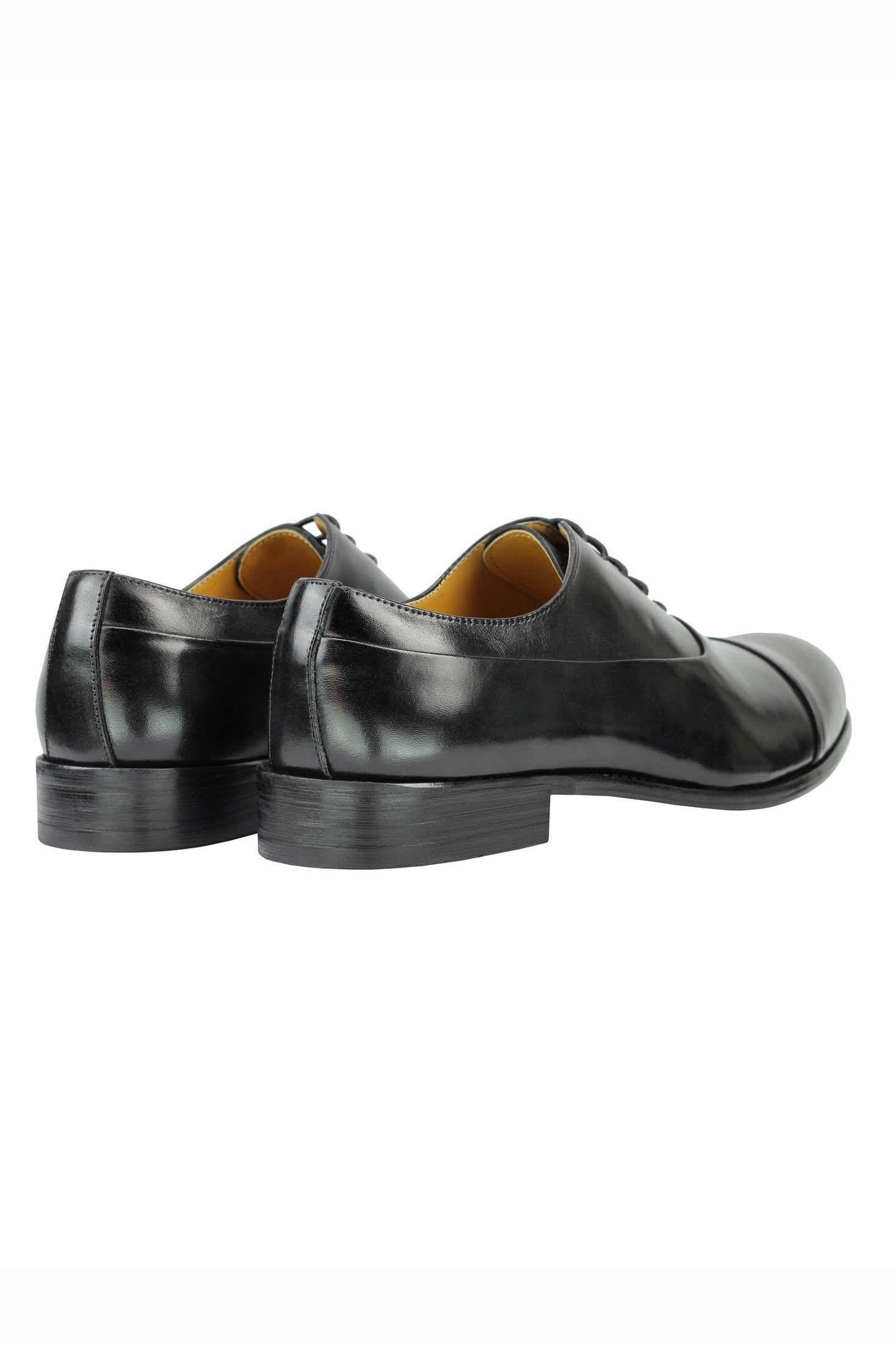 BLACK OXFORDS TOE CAP