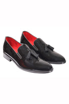 SHINY LEATHER TASSEL LOAFER IN BLACK